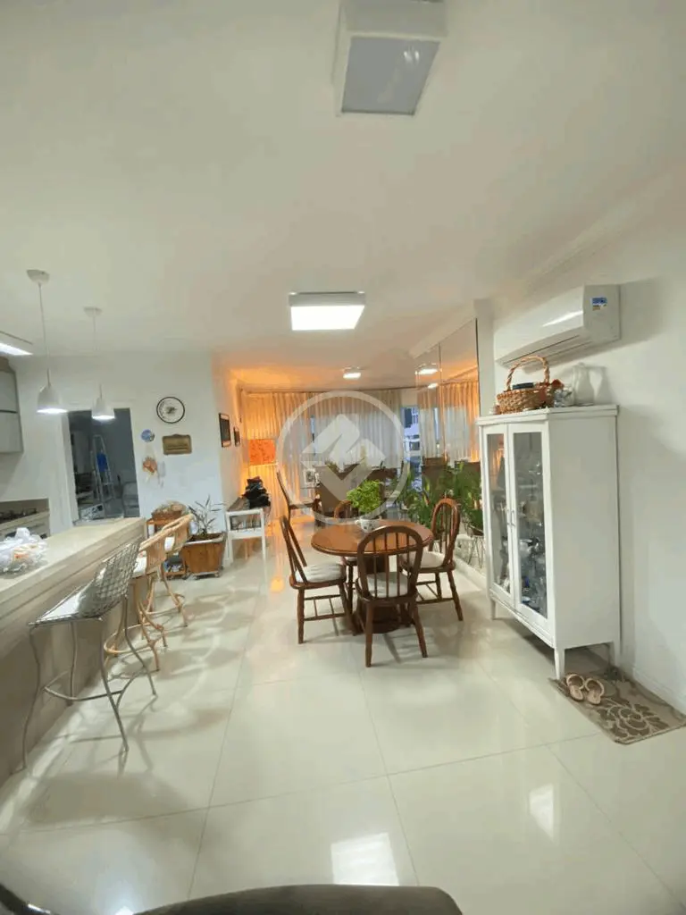 Apartamento Centro, Balneário Camboriú - SC — foto 1
