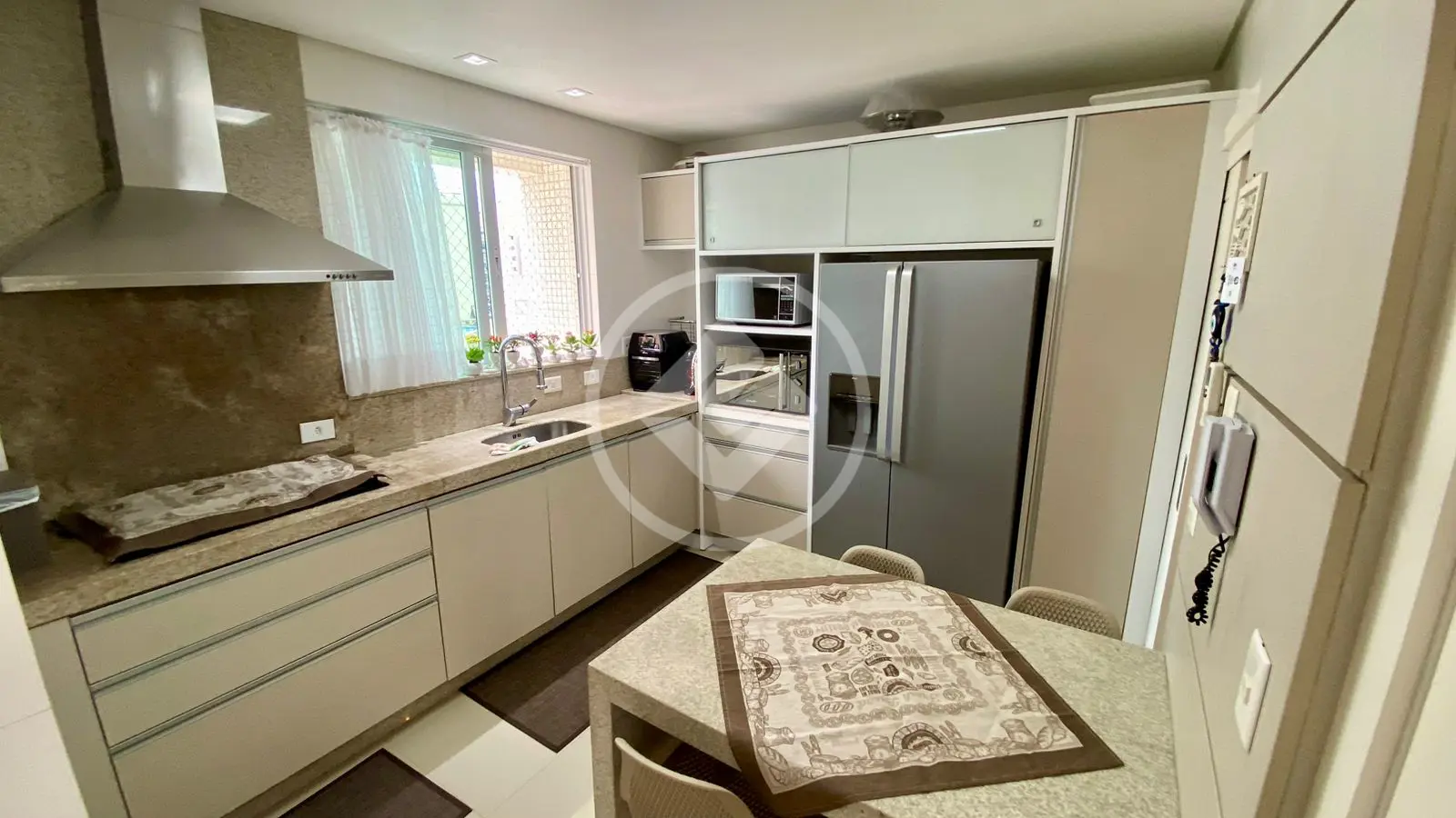 Apartamento 4 quartos no Centro, Balneário Camboriú — foto 3 de 6