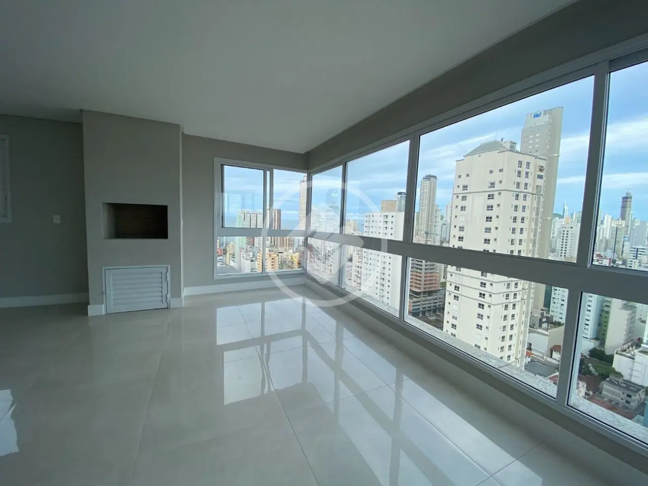 Apartamento Centro, Balneário Camboriú - SC — foto 1