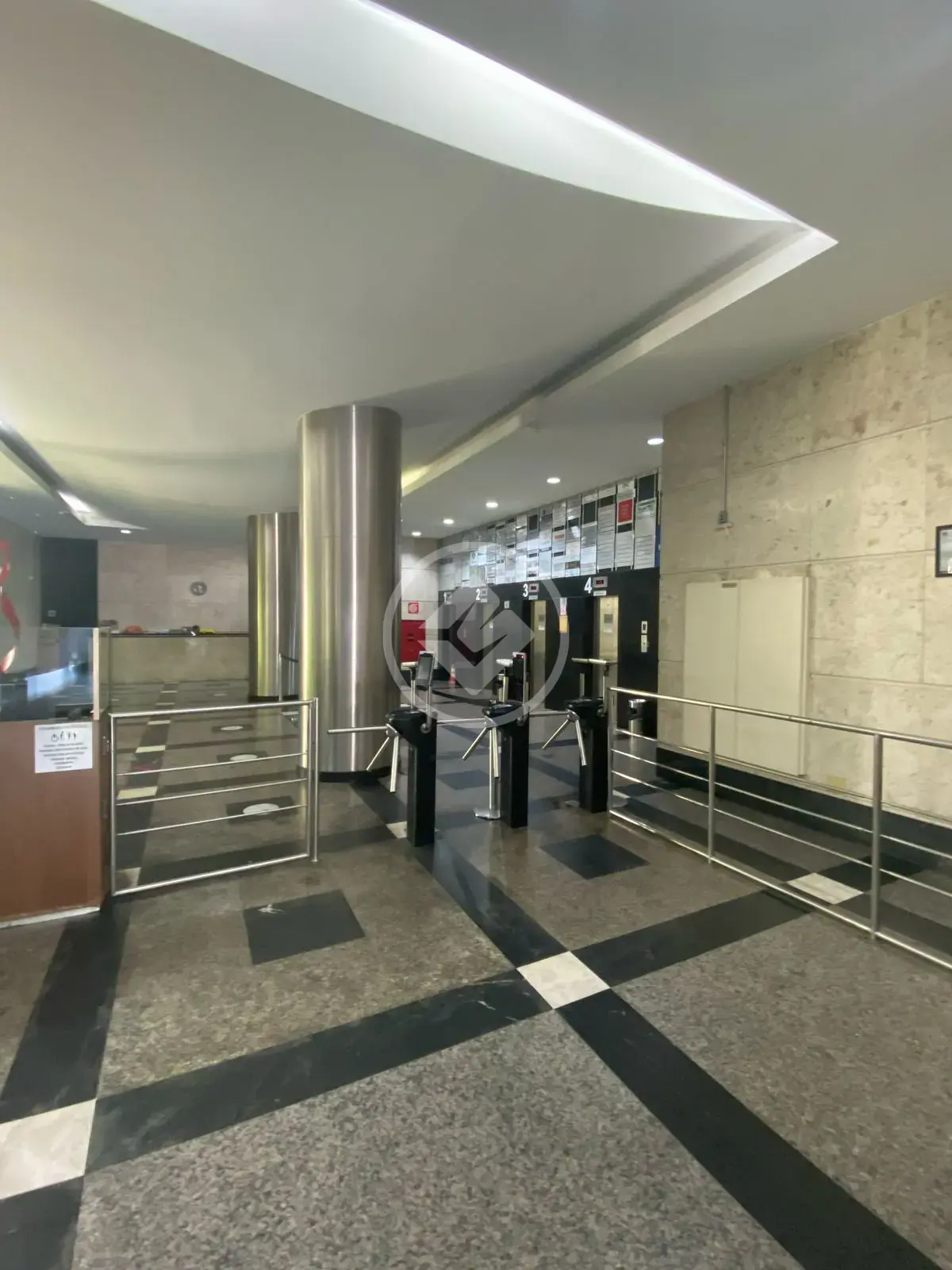 Sala Comercial no Santa Efigênia, Belo Horizonte — foto 2 de 6