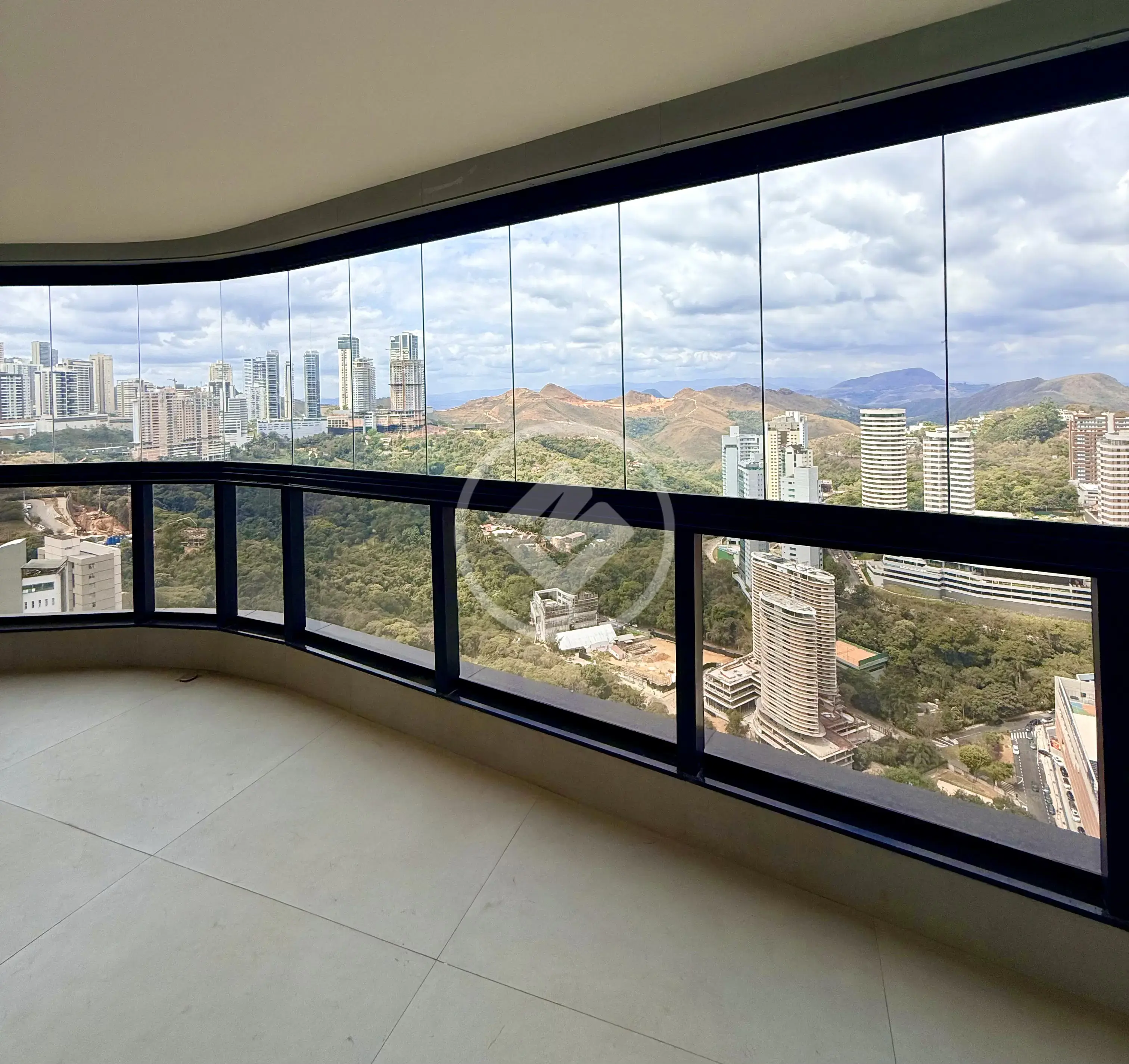 Apartamento 3 quartos no Vale do Sereno, Nova Lima — foto 1 de 6