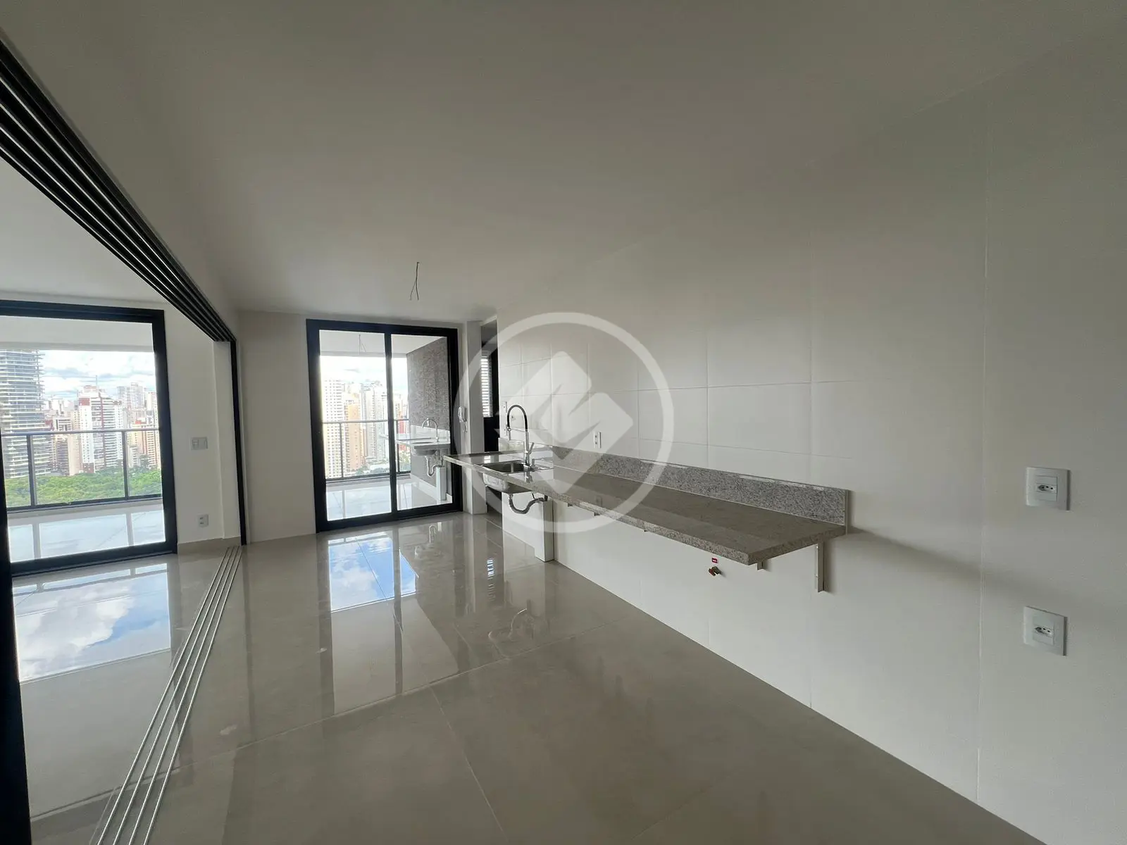 Apartamento 4 quartos no Setor Bueno, Goiânia — foto 3 de 6