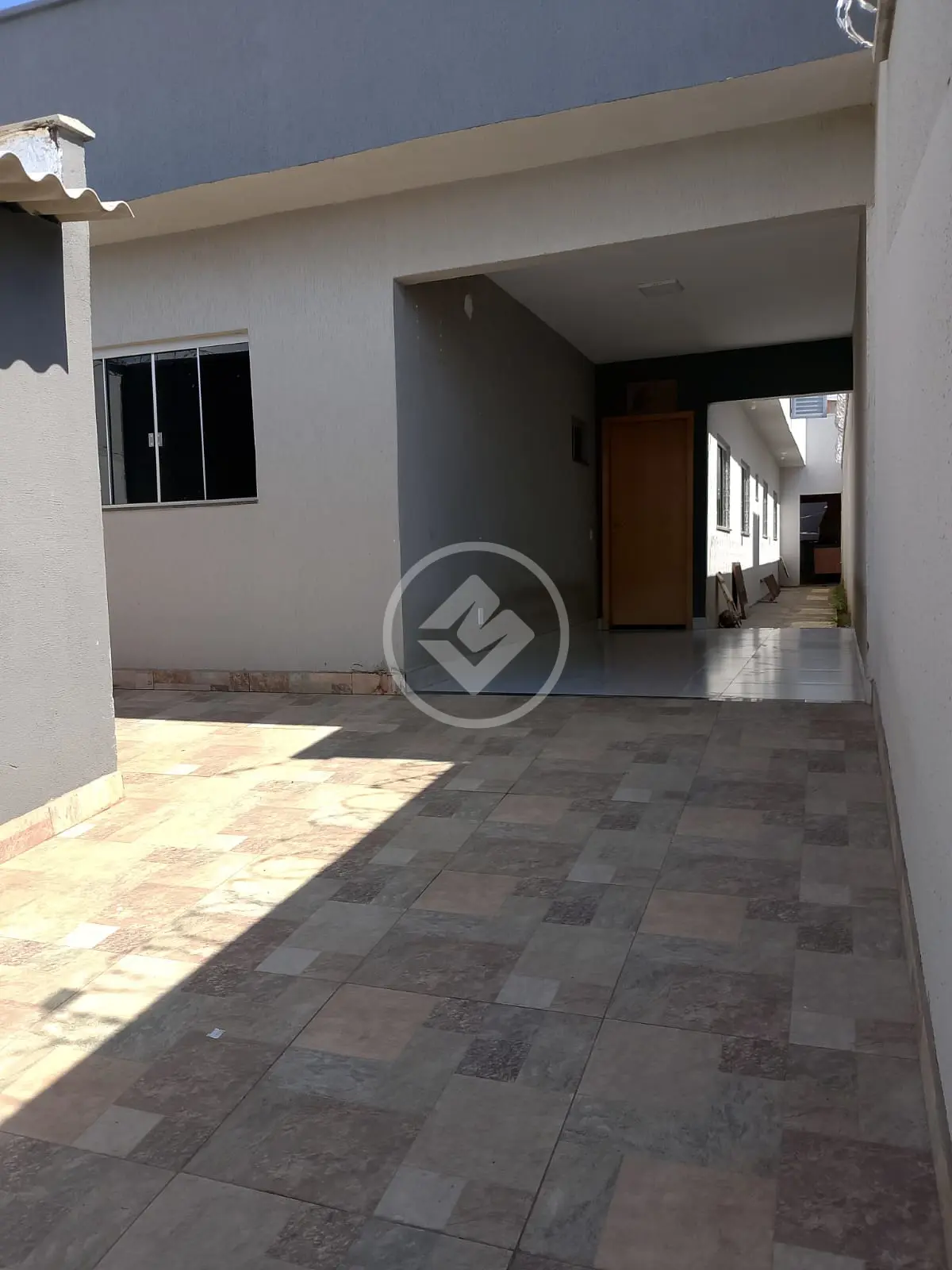 Casa com 2 quartos sendo 1 suíte em Senador Canedo.