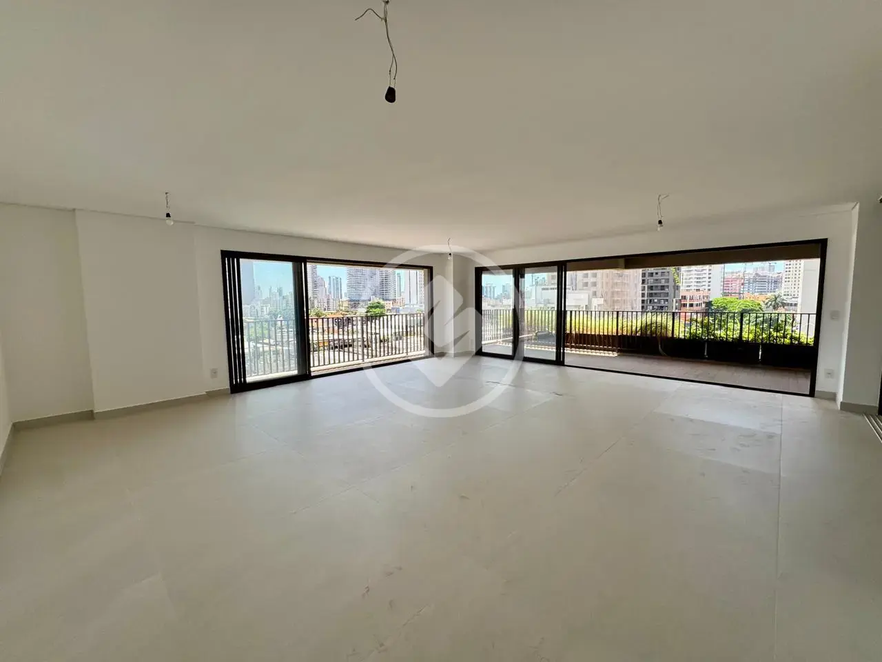 Apartamento Setor Bueno, Goiânia - GO — foto 1