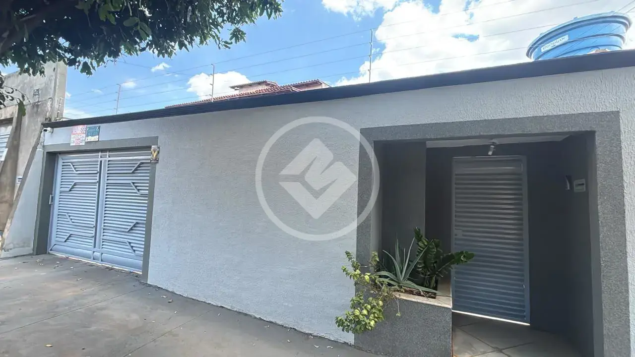 CASA À VENDA NO ITANHANGÁ 1