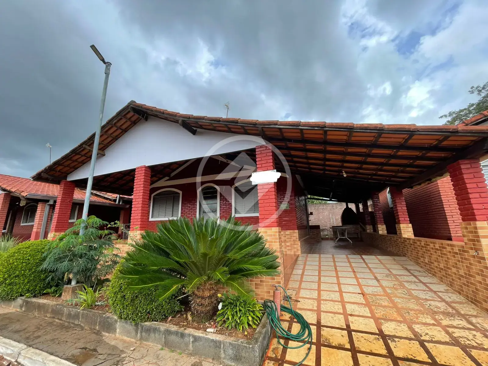 Casa Condomínio 2 quartos no Centro, Caldas Novas — foto 1 de 6