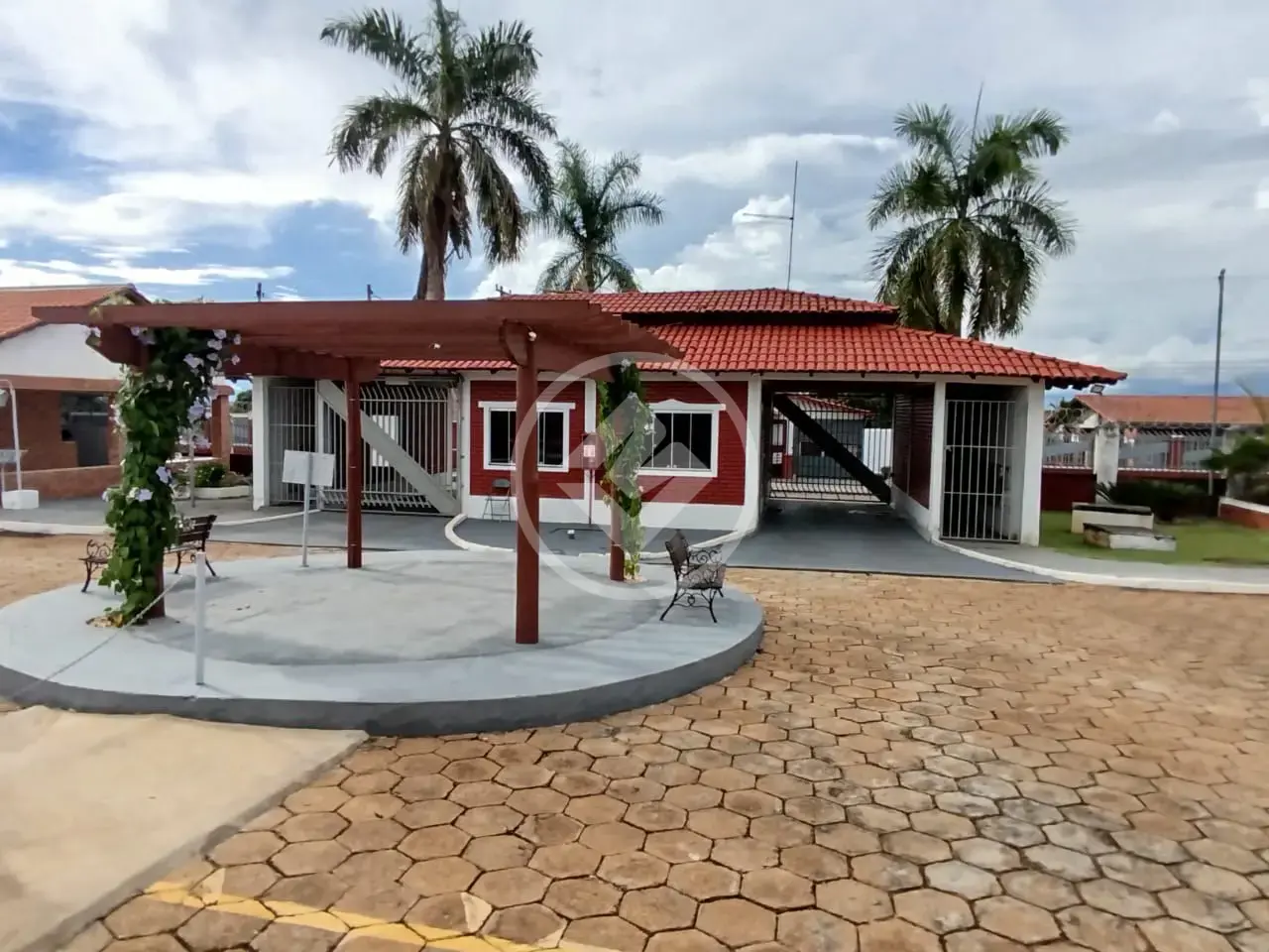 Casa Condomínio 3 quartos no Centro, Caldas Novas — foto 1 de 6