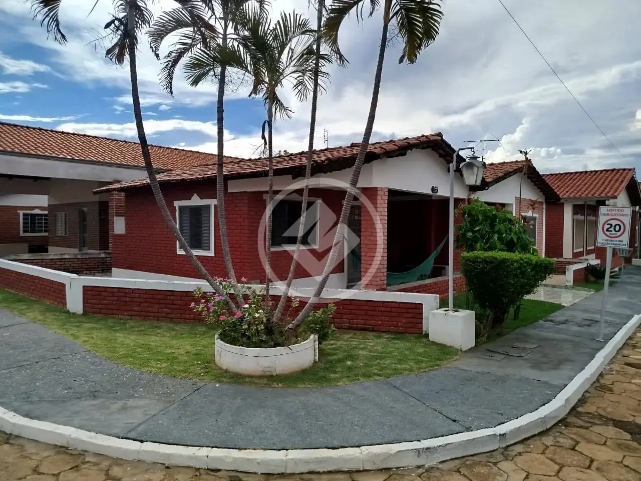 Casa Condomínio 3 quartos no Centro, Caldas Novas — foto 2 de 6