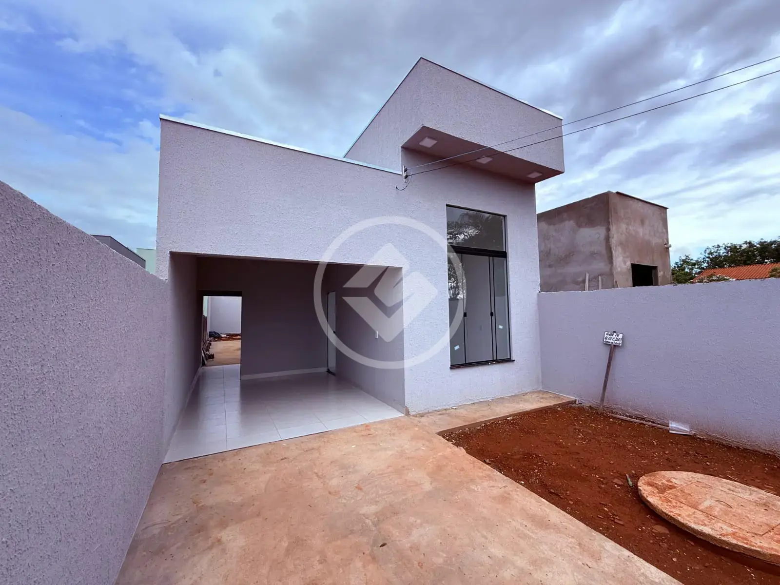 Casa Moderna 3/4 com Pé-Direito Alto – ✅Aquisição é Construção