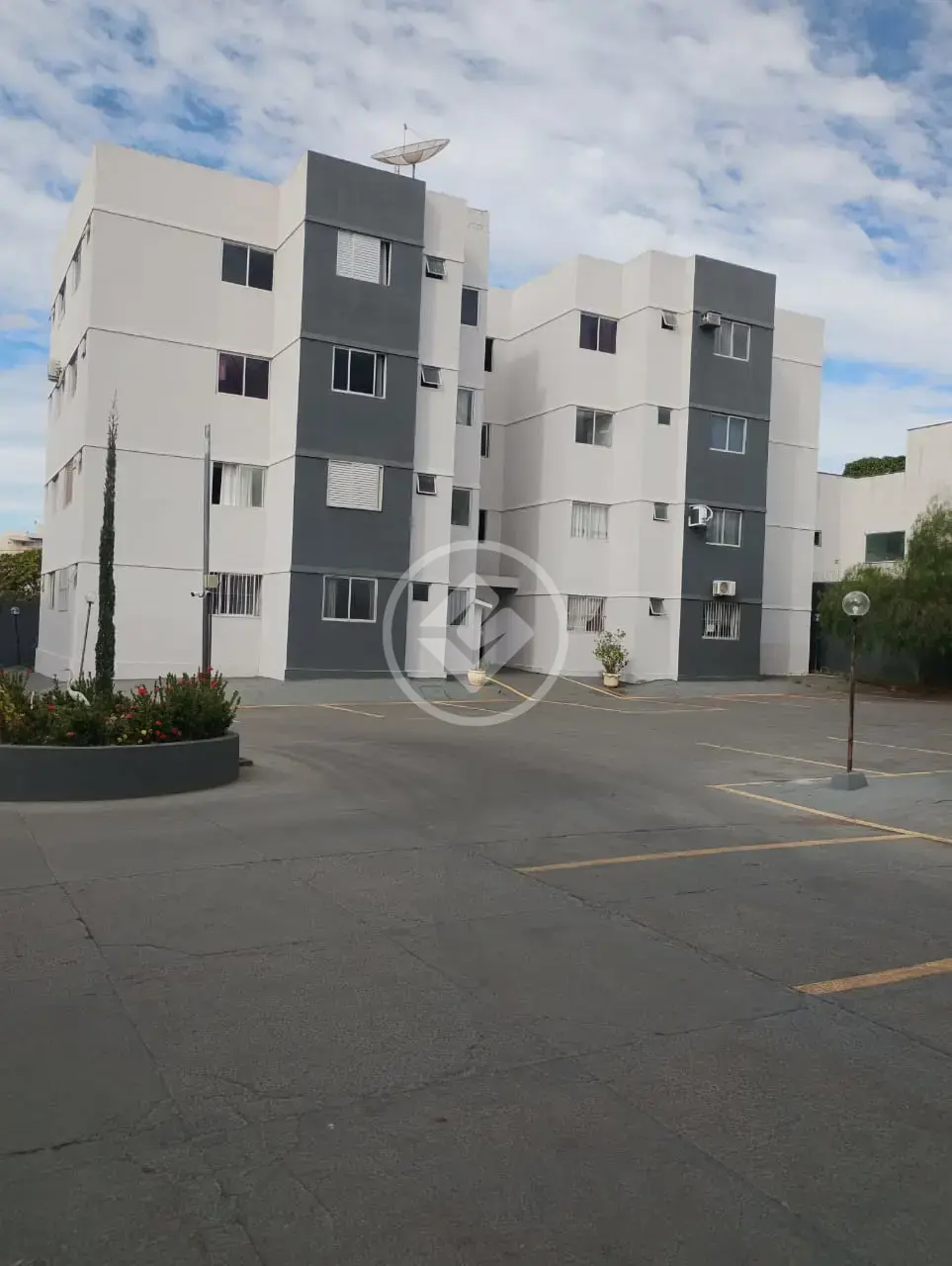 Edificio Bandeirante, Caldas Novas - GO — foto 1