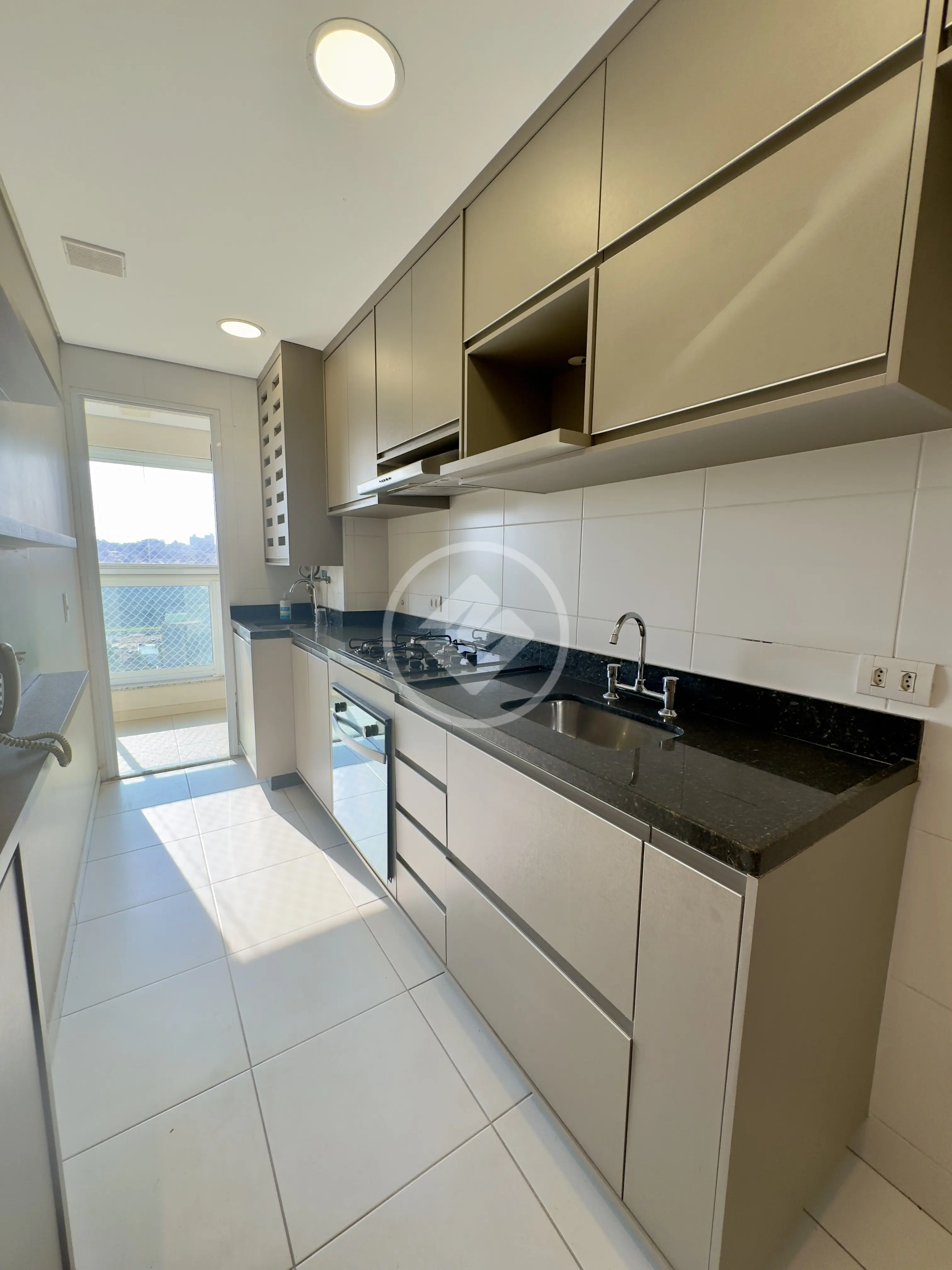Lindo Apartamento, todo planejado, 1 suite e sala estendida.