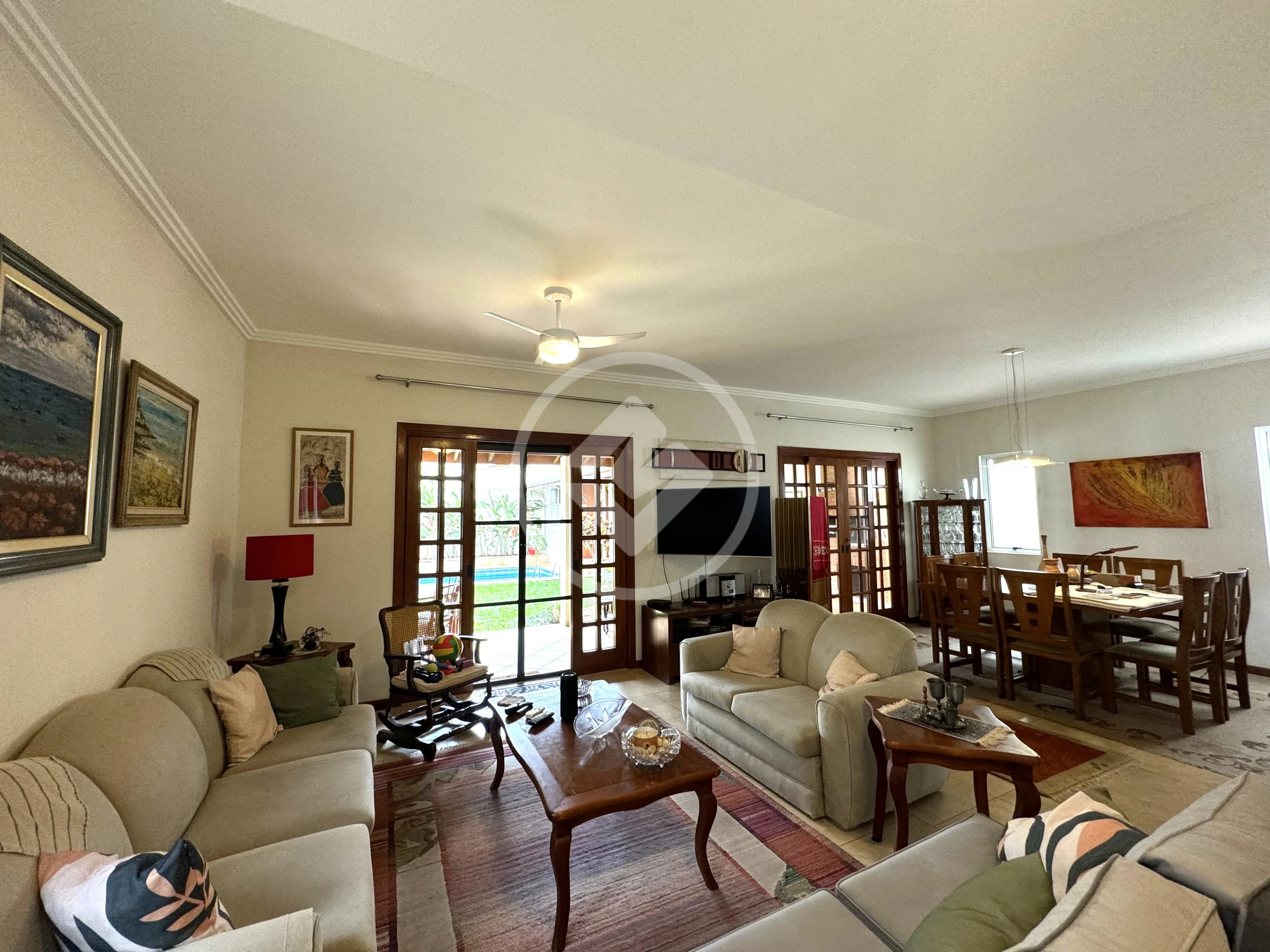 Casa SOBRADO, 4 dormitórios e piscina com edícula, Cond Manacás, Betel, Paulínia