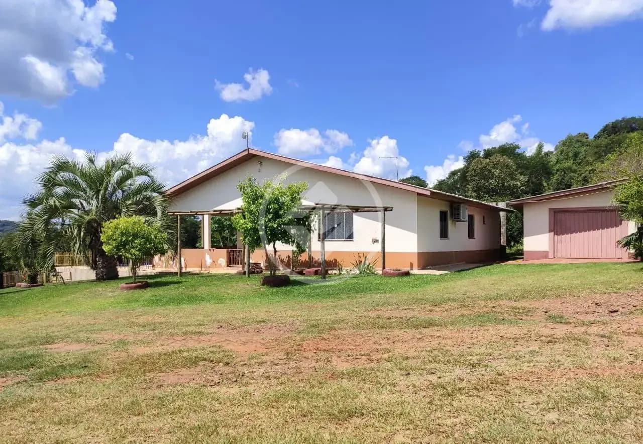 🔥 Sítio completo - lazer ou investimento, em Lindoeste, com 6 alqueires. 🔥