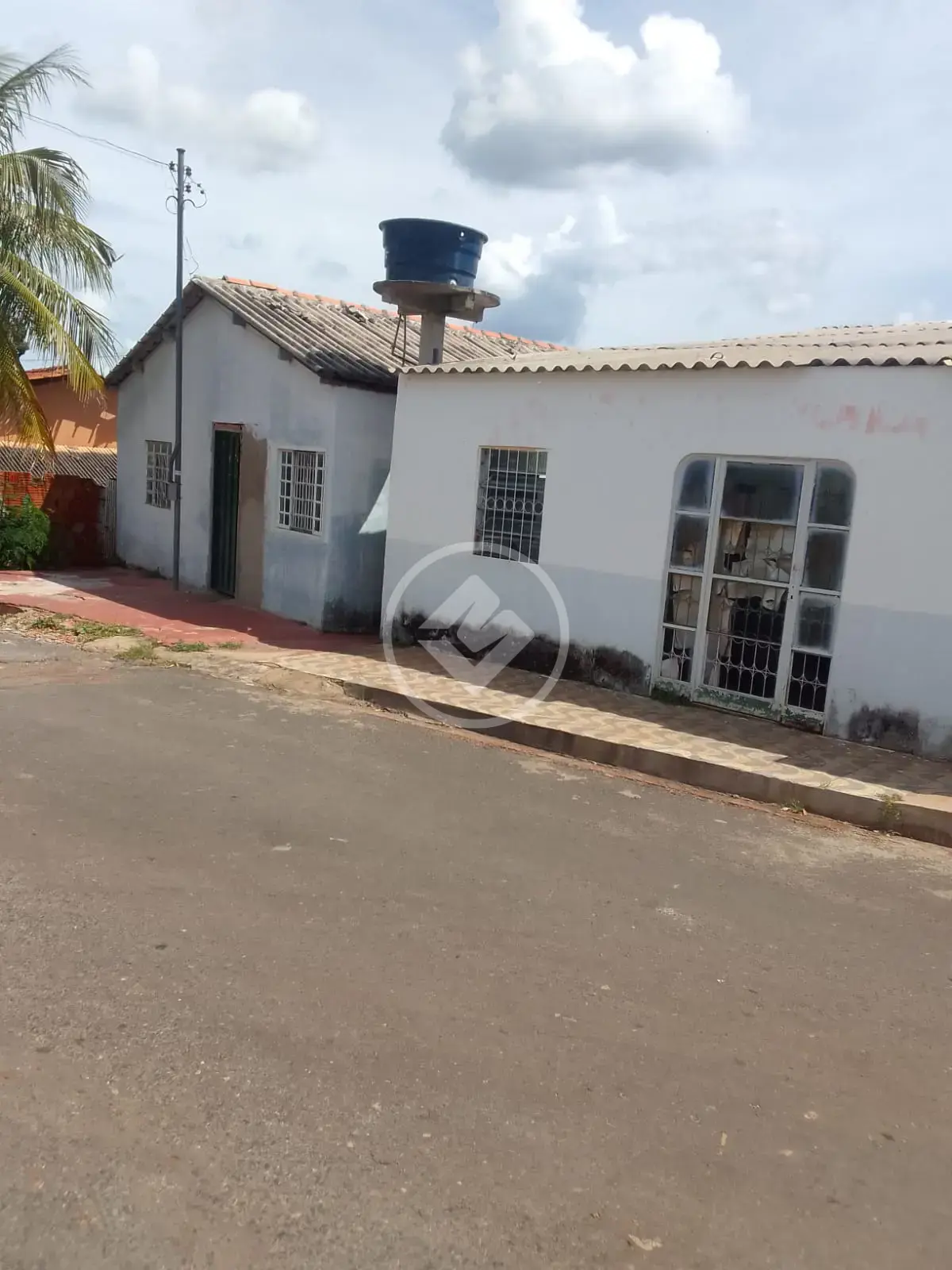 Venda de 2 Casas Lado a Lado: Residencial + Comercial no Jardim dos Estados (Aceita Permuta)