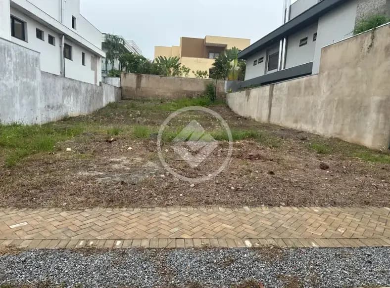 Terreno Condomínio Bairro Condomínio Villa Jardim, Cuiabá - MT — foto 2