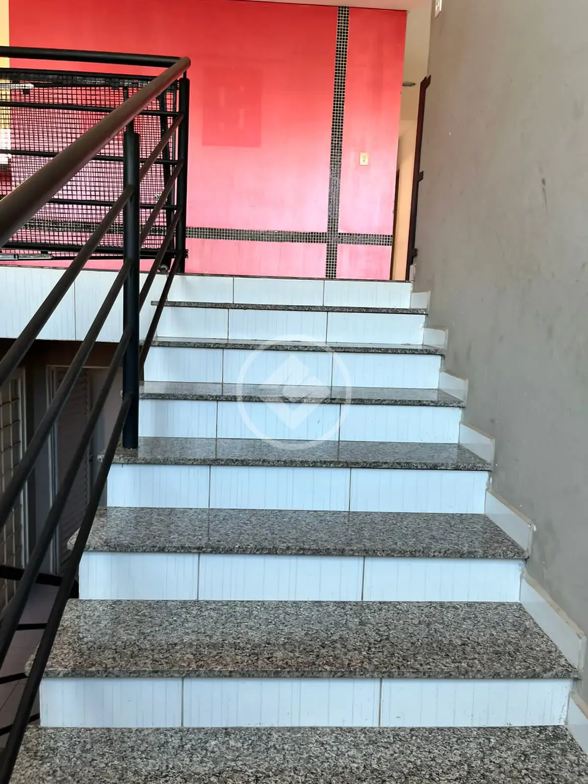 Casa Comercial 3 quartos no Araes, Cuiabá — foto 3 de 6