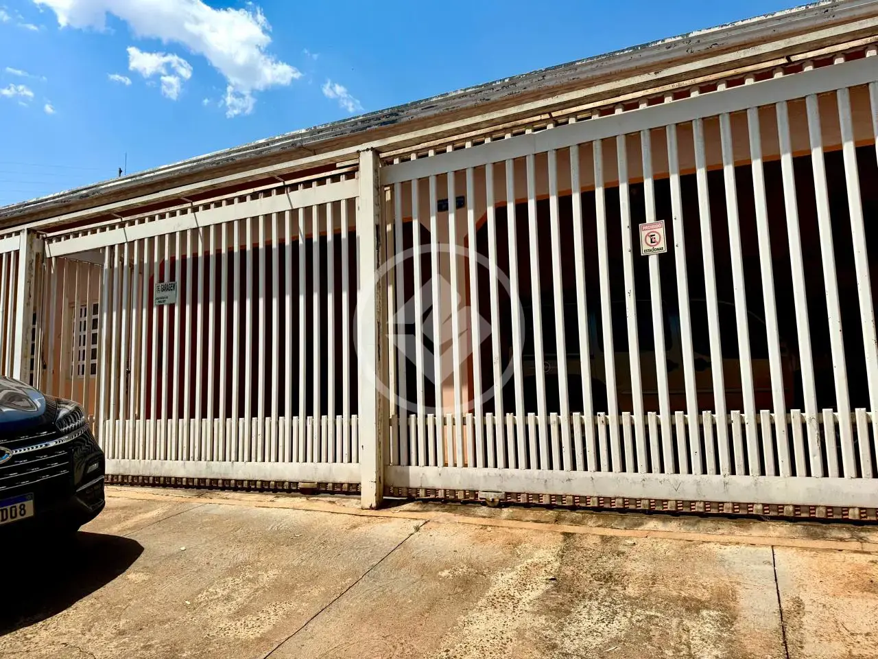 Casa comercial no bairro Consil. $ 977.000,00.