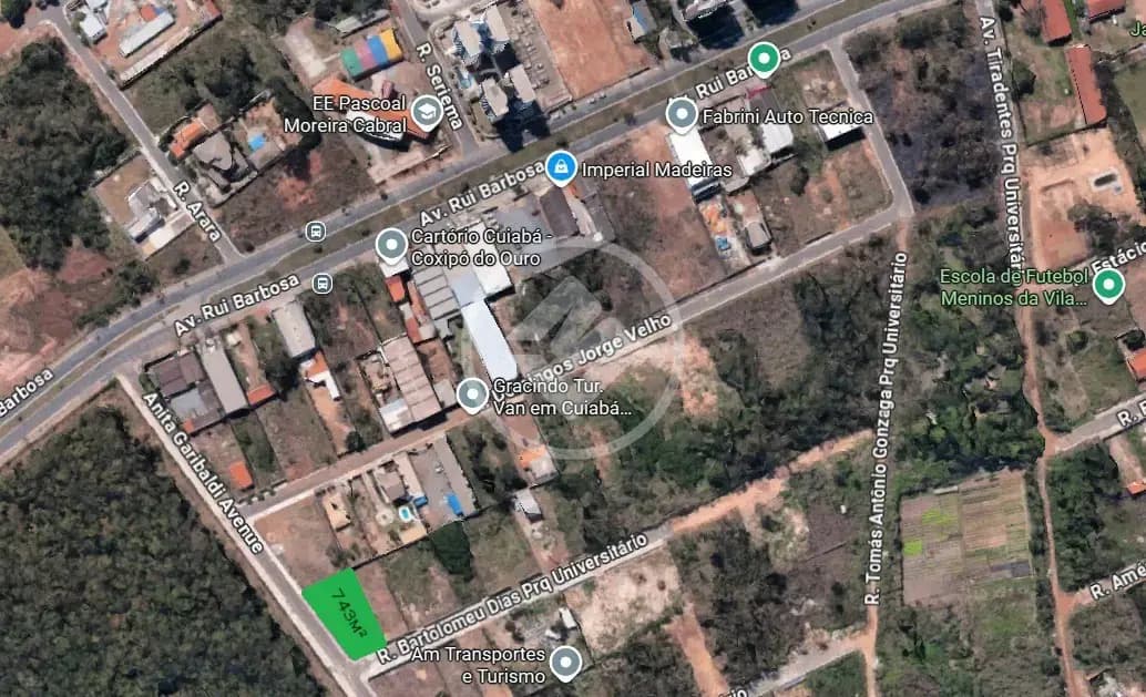 Terreno no Bairro Jardim Universitário com 743m3.