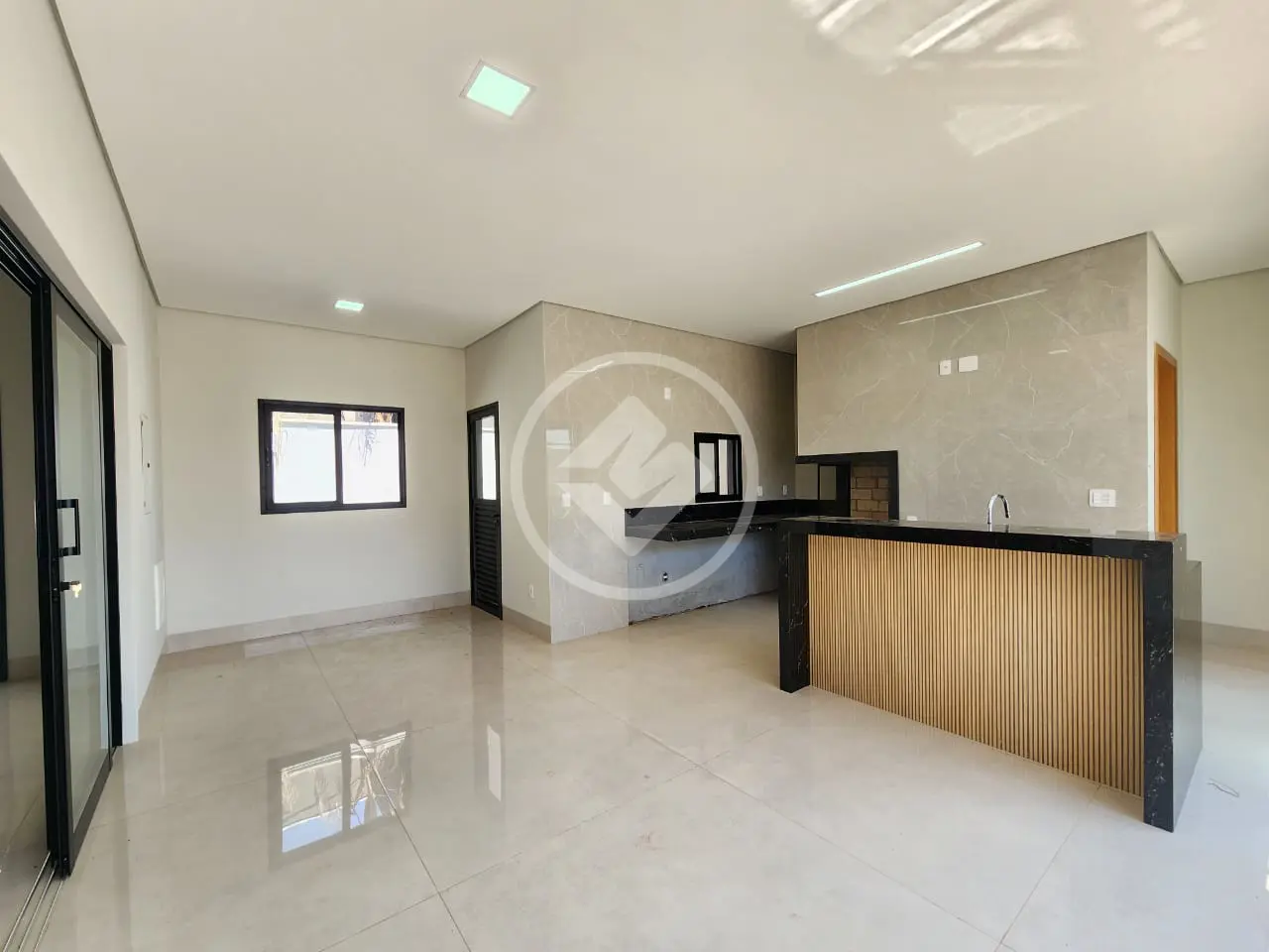 Casa Condomínio 3 quartos no Condomínio Residencial Florais da Mata, Várzea Grande — foto 4 de 6