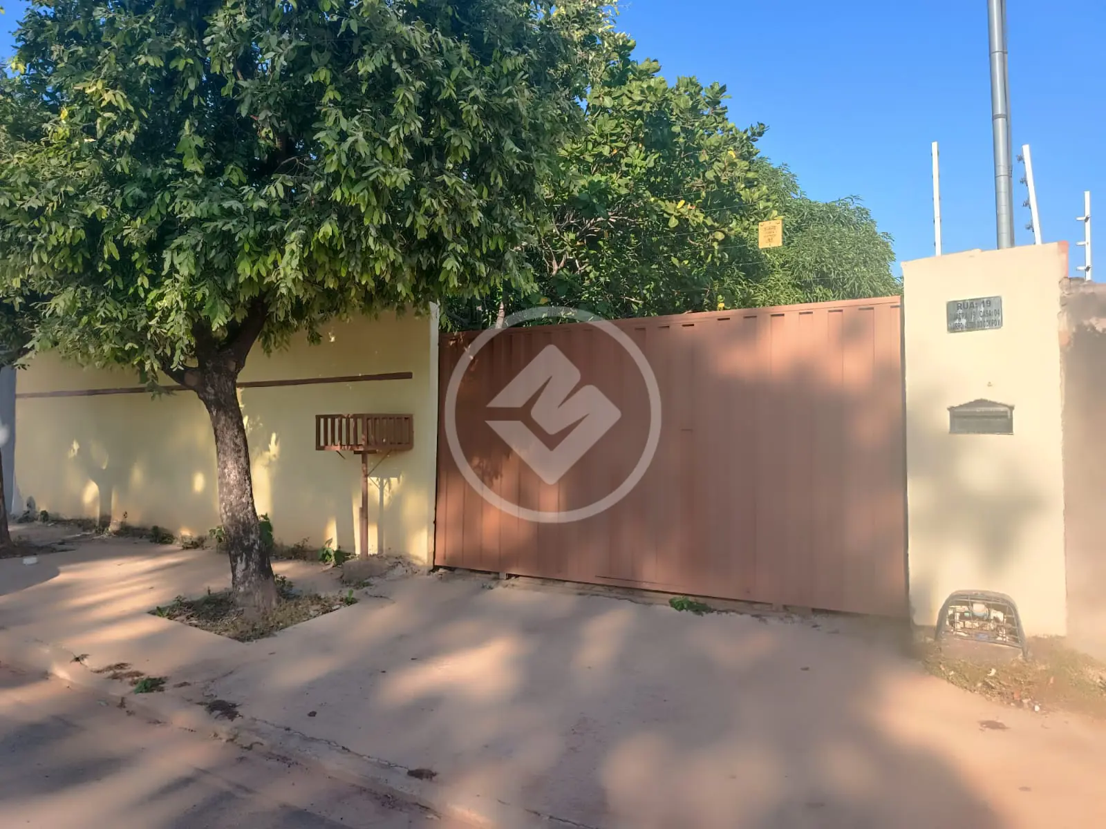 Casa 2 quartos sendo 1 suíte - Área Gourmet - Altos do Coxipó - R$
