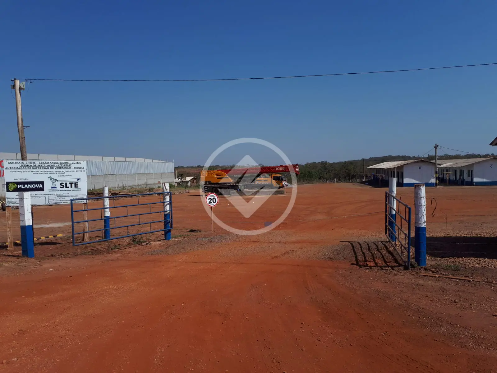 Vende-se área de 11 HCT na Avenida Emanuel Pinheiro BR-251 - Cuiabá MT