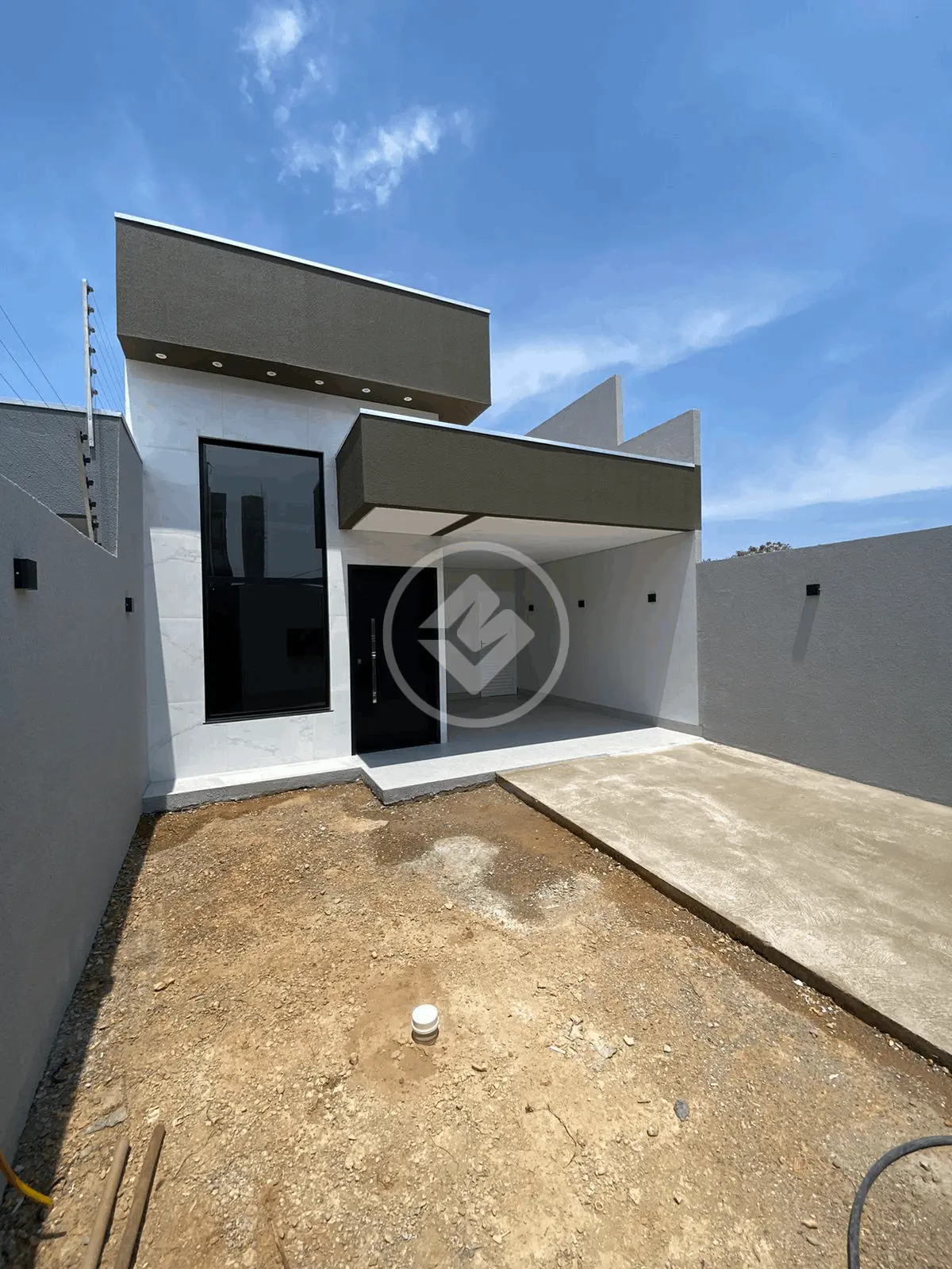 Casa 3 quartos/1suíte - R$ 500.000,00 - Bairro Pirineu - Varzea Grande