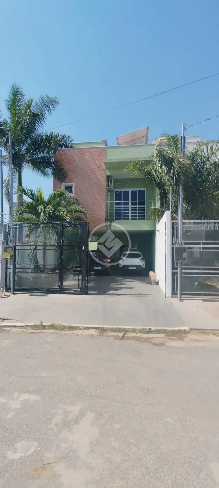 Vendo casa/sobrado no Bairro Santa CRUZ