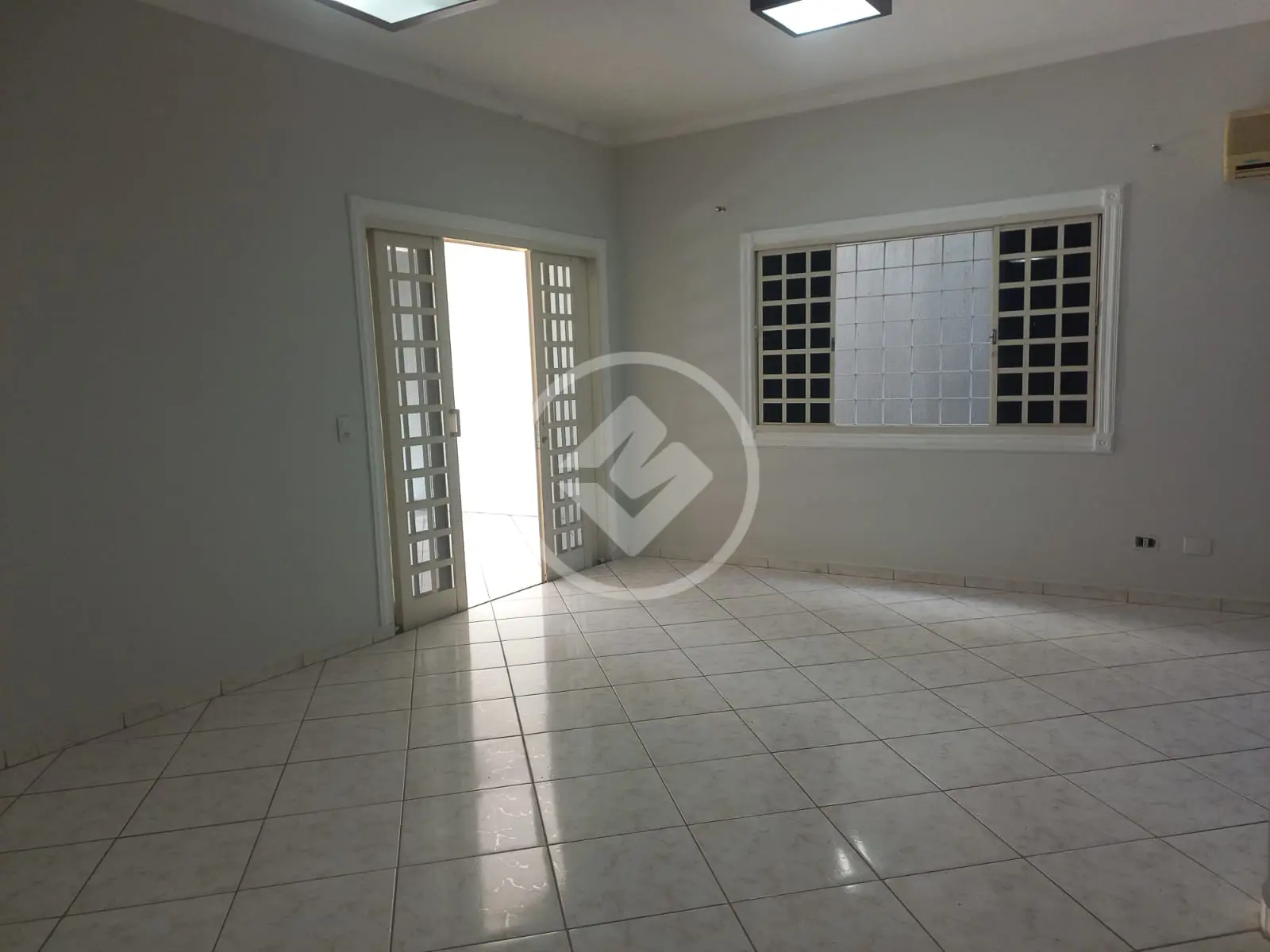Sobrado Em Condomínio 5 quartos no Jardim Leblon, Cuiabá — foto 3 de 6