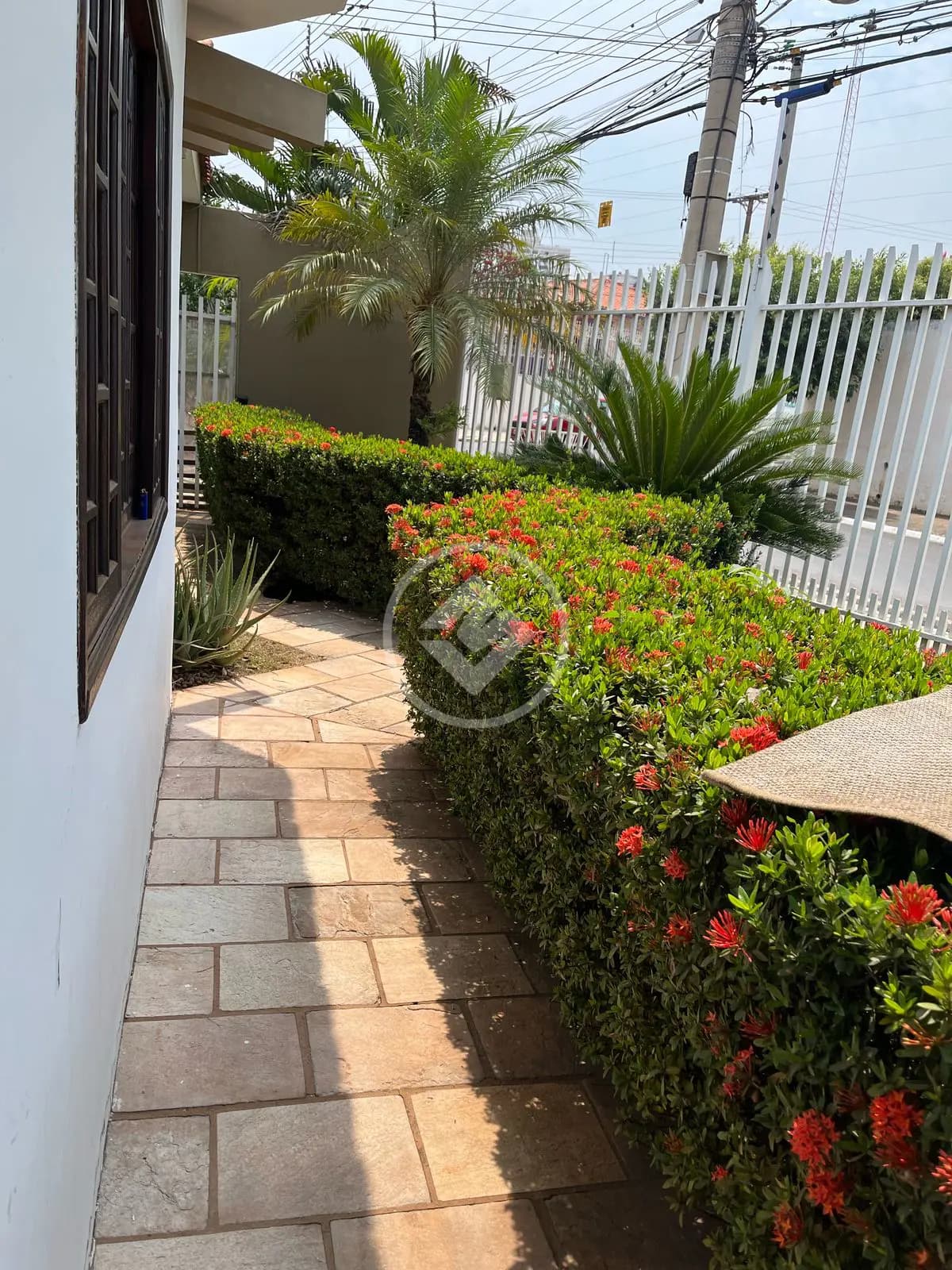 Casa Comercial 4 quartos no Jardim das Américas, Cuiabá — foto 2 de 6