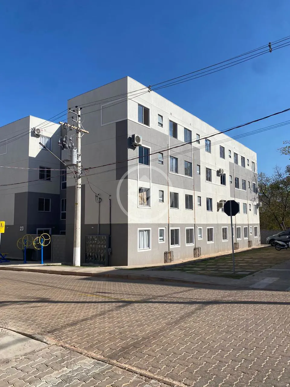 Venha morar na região do coxipo , apartamento com 2 quartos , sala, cozinha lavanderia , banheiro social , 1 vaga de garagem e área de lazer completa e segurança 24 horas.