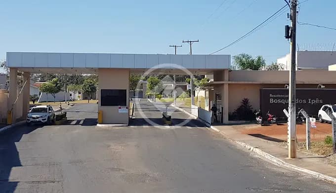 CONDOMINIO BOSQUE DOS IPÊS