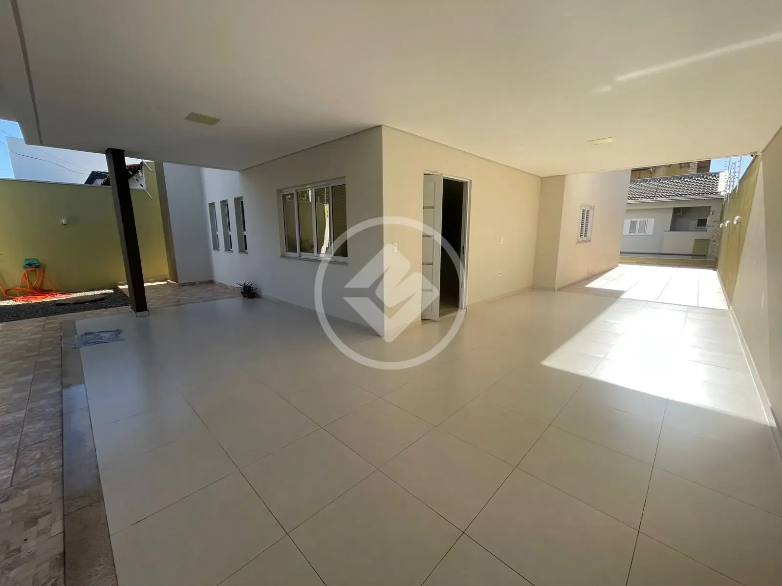 Casa Comercial Jardim Santa Marta, Cuiabá - MT — foto 1