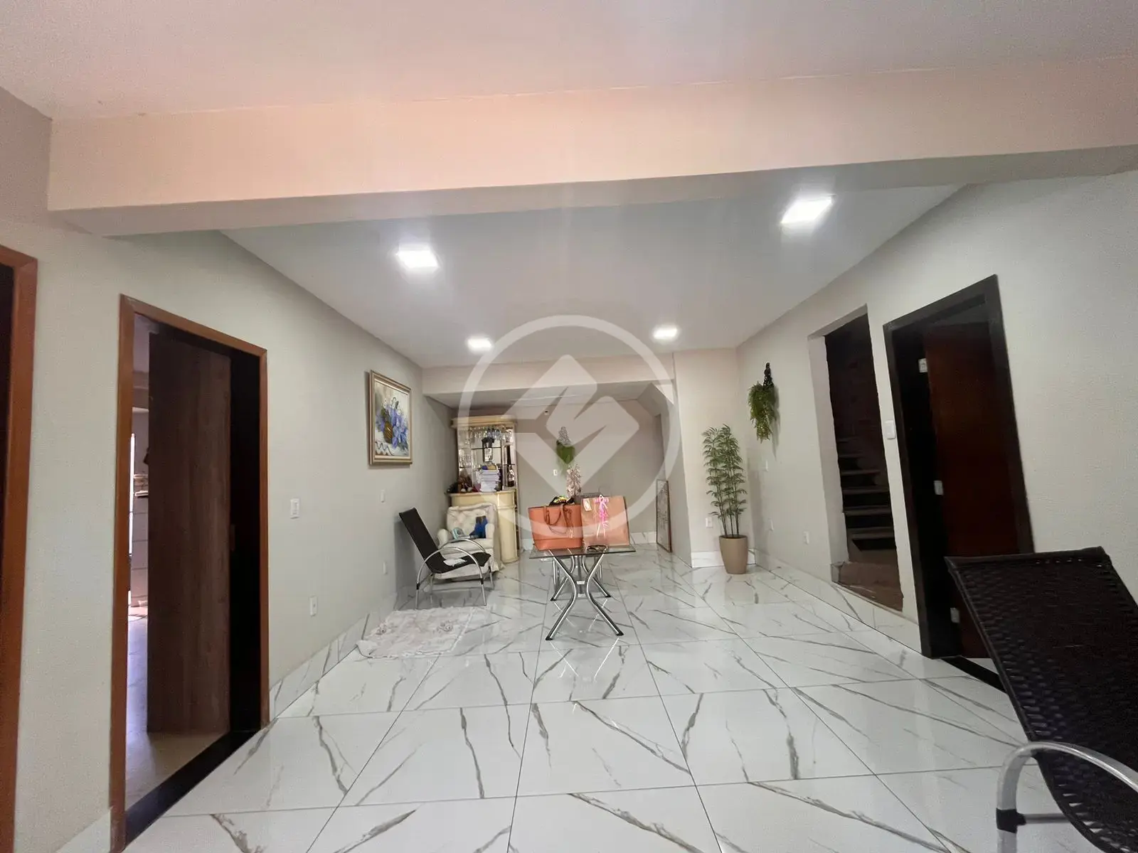 Sobrado 4 quartos no JARDIM CUIABÁ, Cuiabá — foto 3 de 6