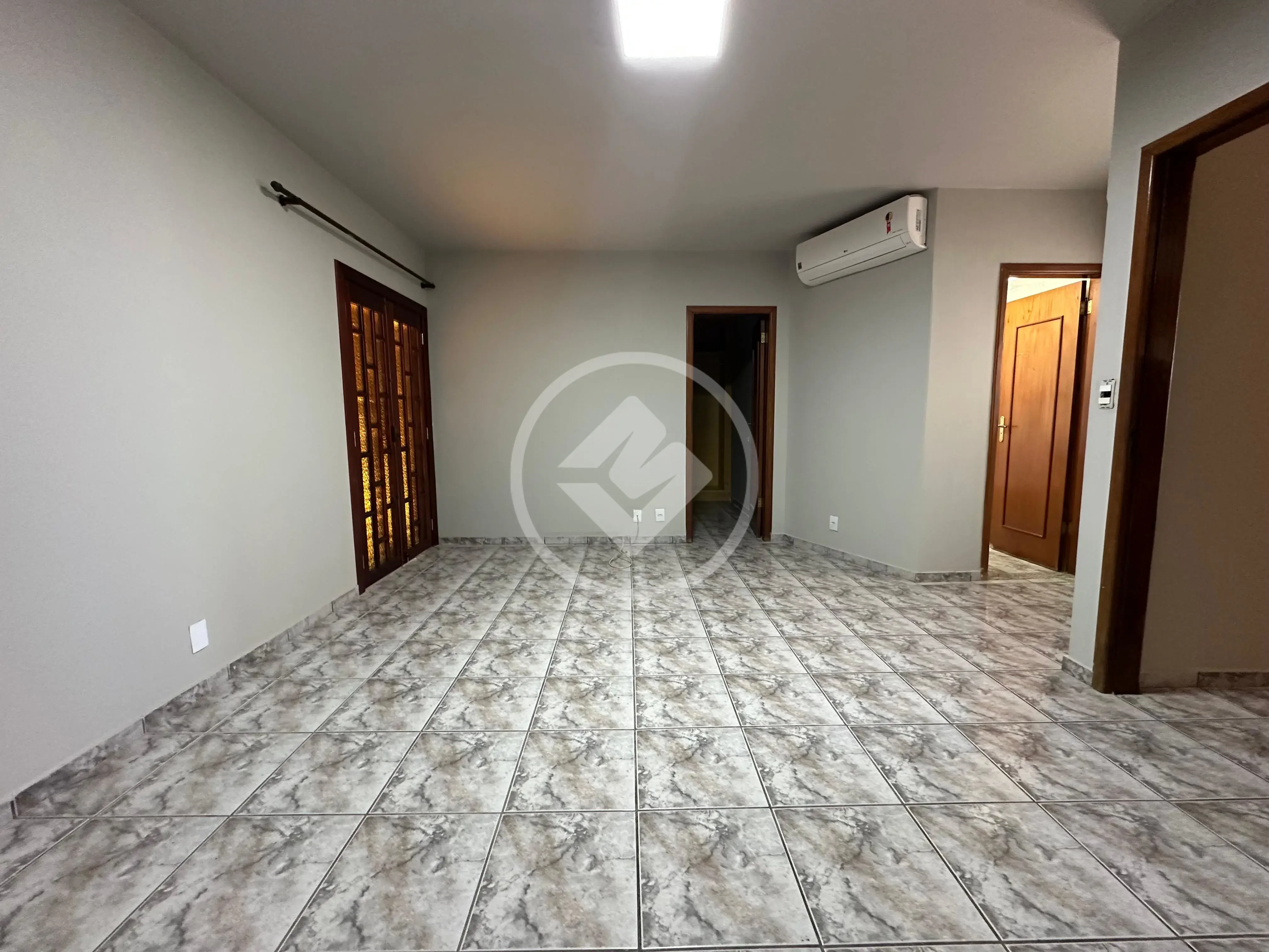 Casa Condomínio 6 quartos no RODOVIÁRIA PARQUE, Cuiabá — foto 6 de 6