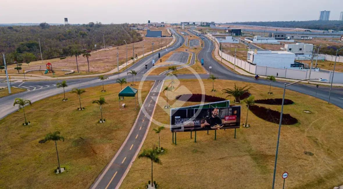 ÁGIO Terreno Ginco empresarial Toronto- com 224m² - VALOR DO ÁGIO R$180.000 Mil, Tijucal- Cuiabá