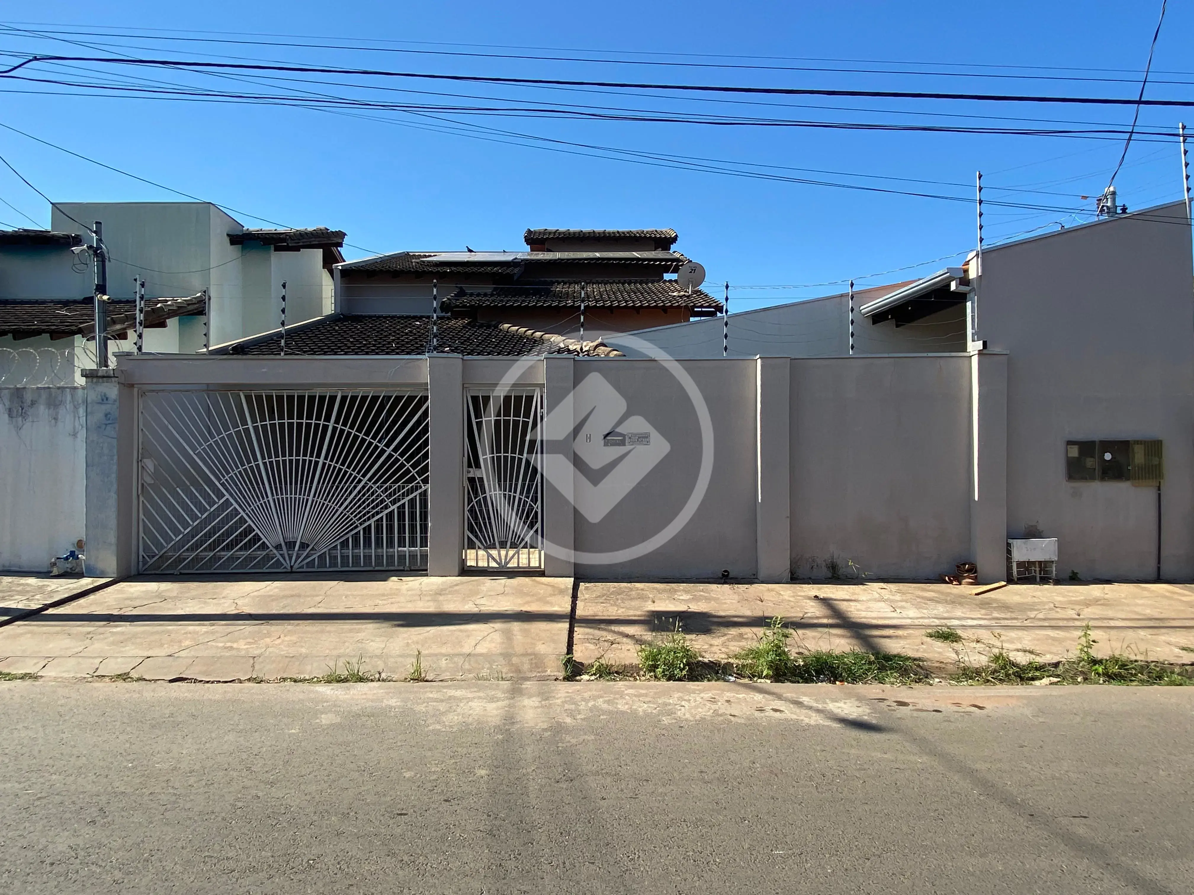 Linda casa à venda no bairro Costa Verde - Várzea Grande-MT