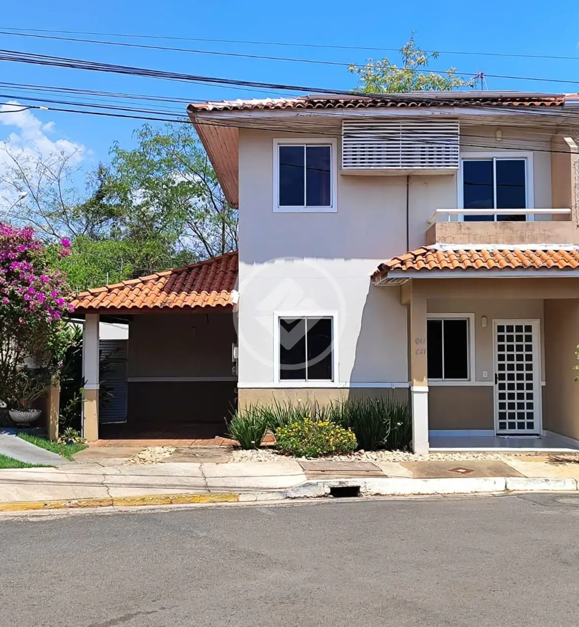 Casa Condomínio Despraiado, Cuiabá - MT — foto 1