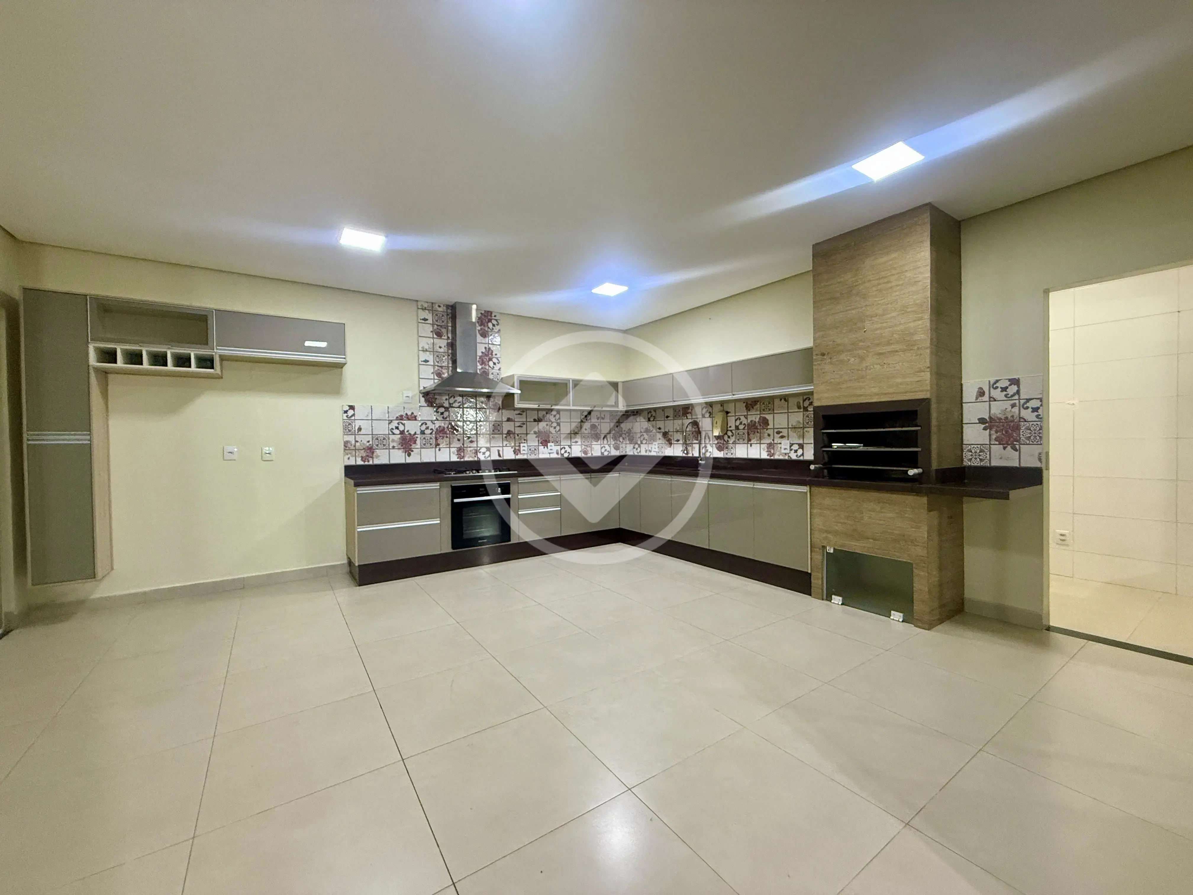 Casa Condomínio Jardim Imperial, Cuiabá - MT — foto 1