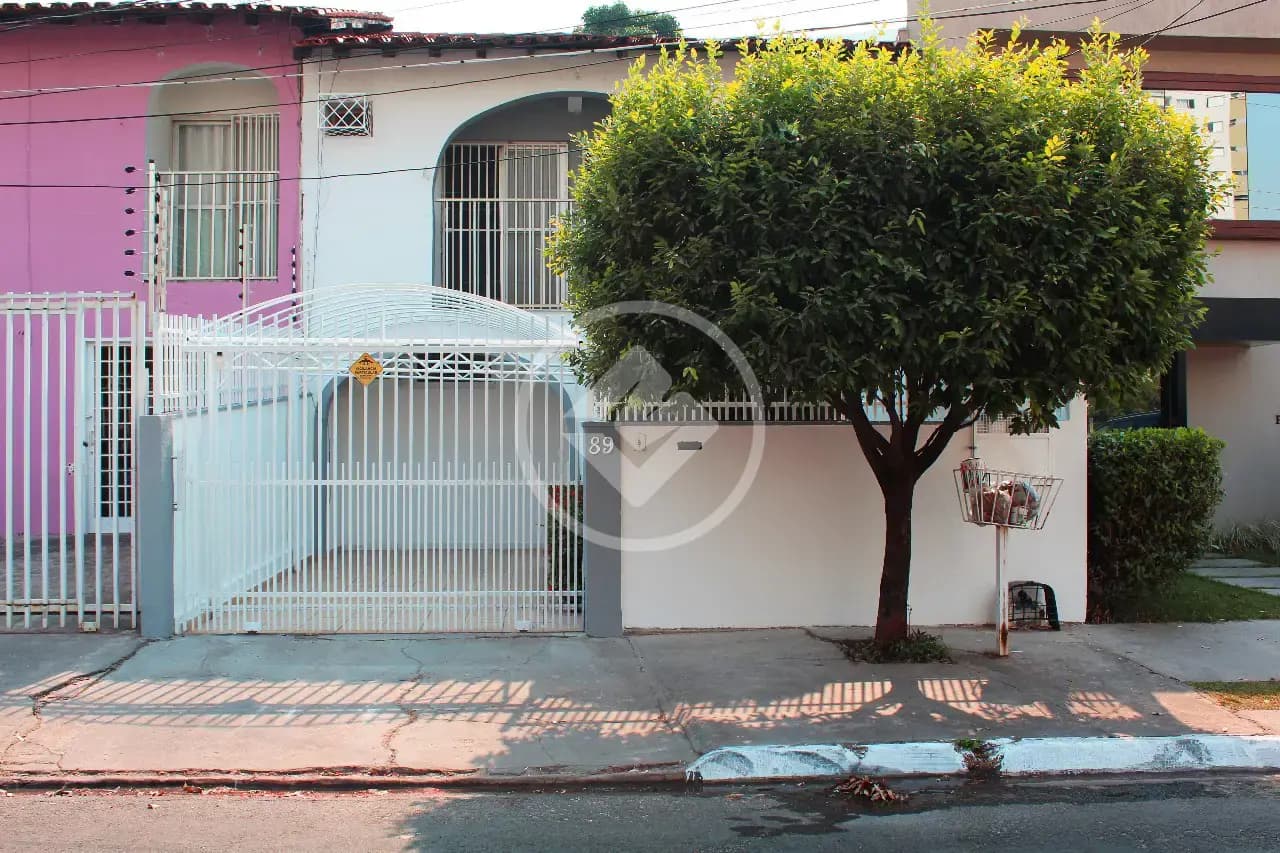 Sobrado Despraiado, Cuiabá - MT — foto 1