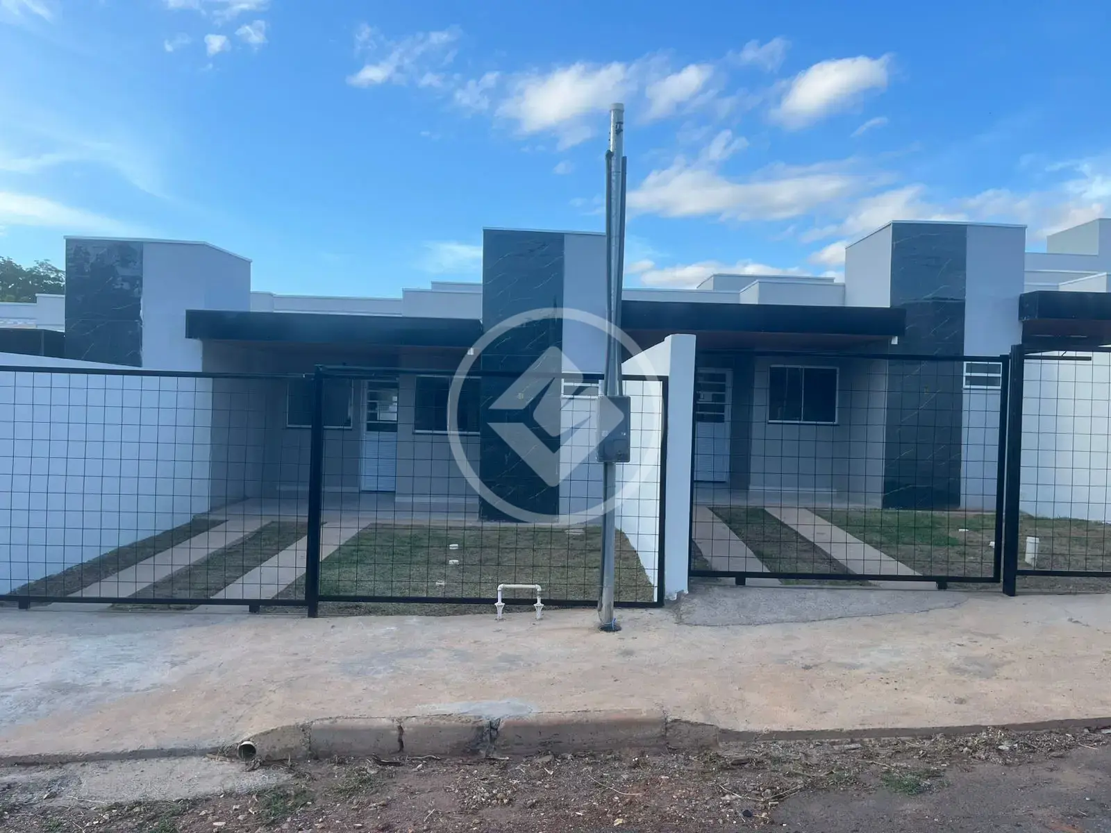 Casa 2 quartos no Jardim Paula II, Várzea Grande — foto 2 de 5