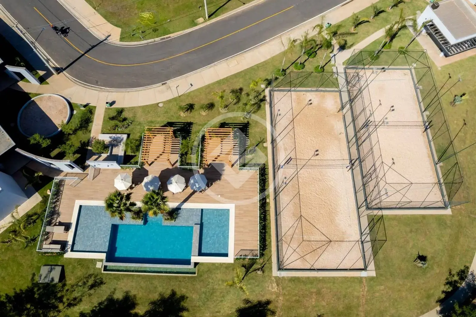 TERRENO VILLAGE BORDEAUX 252,06 M2 R$350.000,00