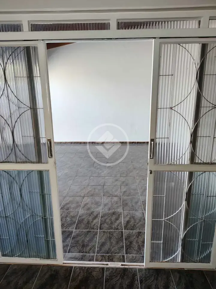 Casa 3 quartos no Jardim Paula II, Várzea Grande — foto 4 de 6