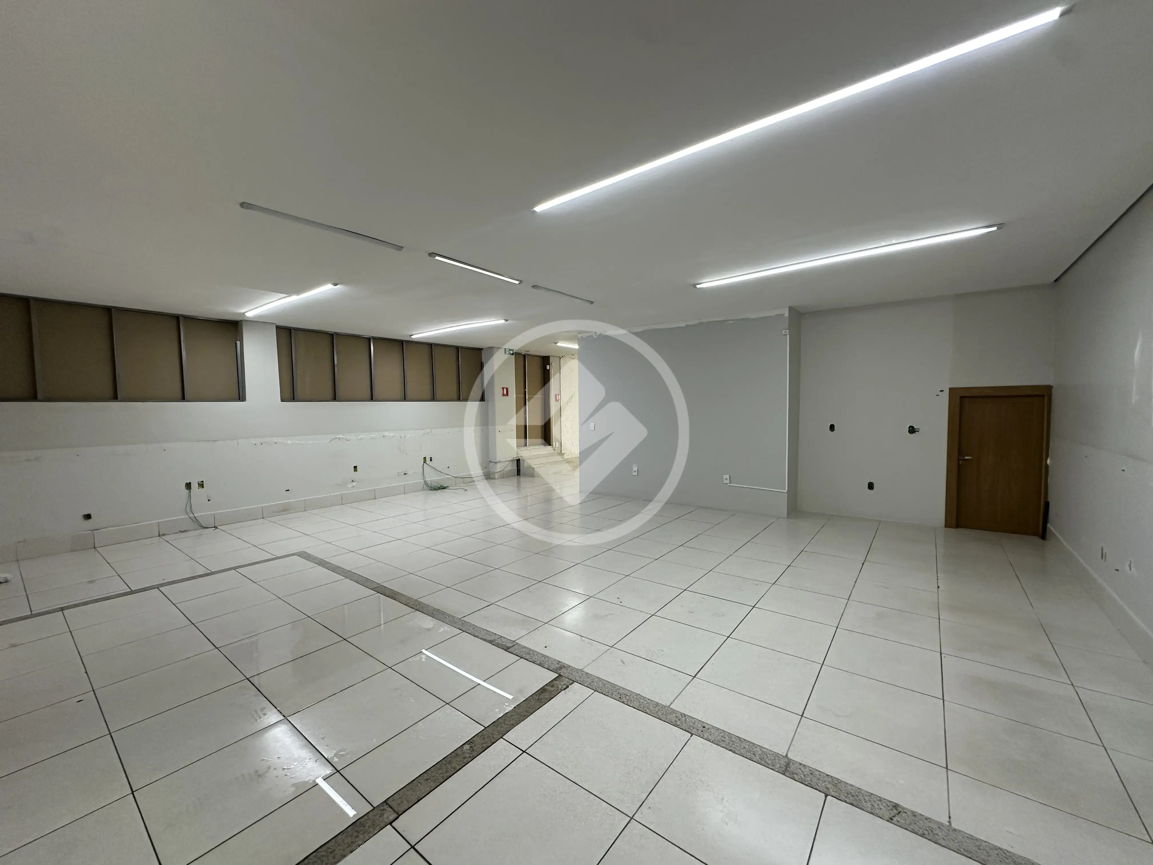 Sala Comercial no JARDIM CUIABÁ, Cuiabá — foto 5 de 6
