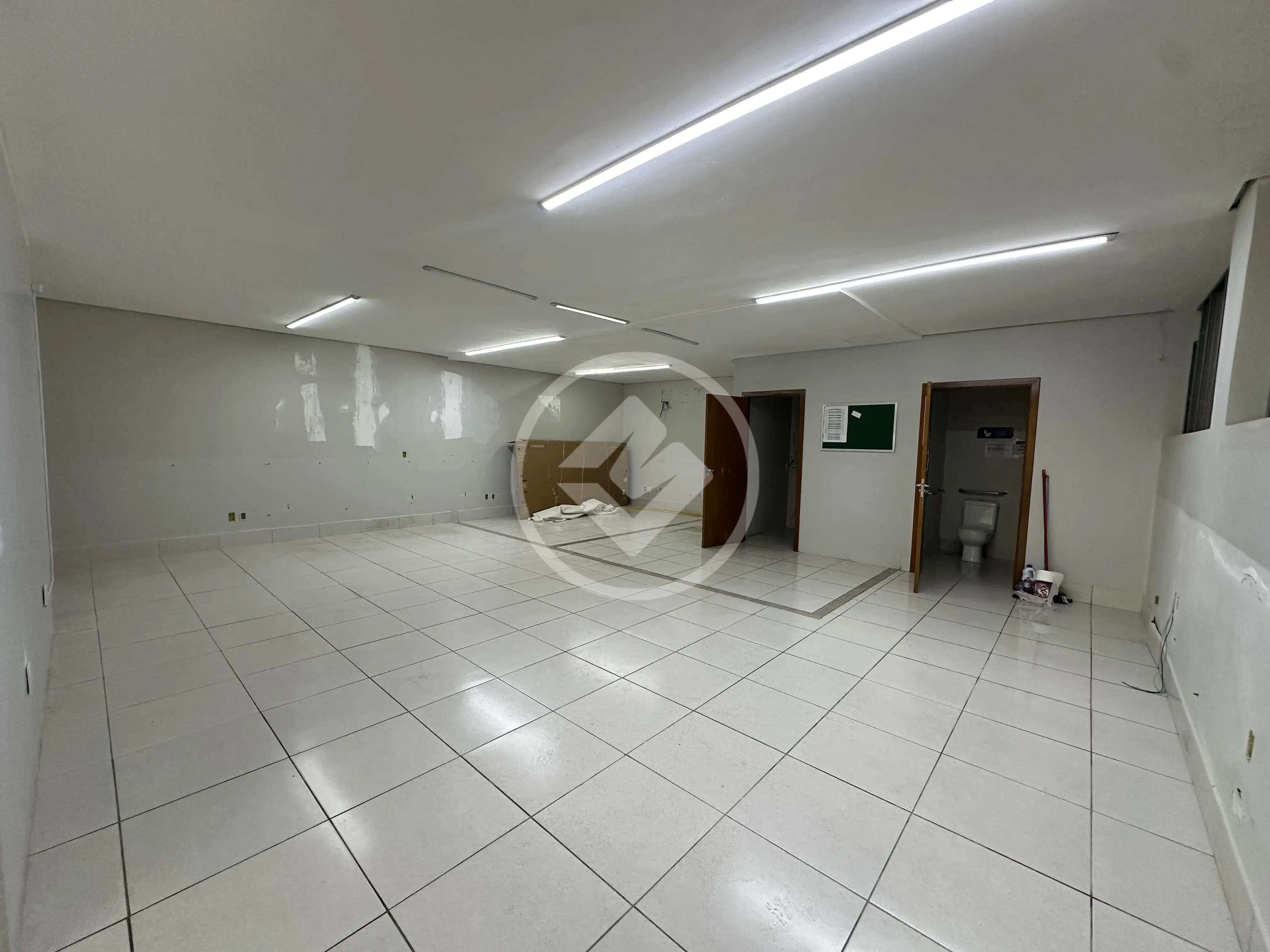 Sala Comercial no JARDIM CUIABÁ, Cuiabá — foto 3 de 6