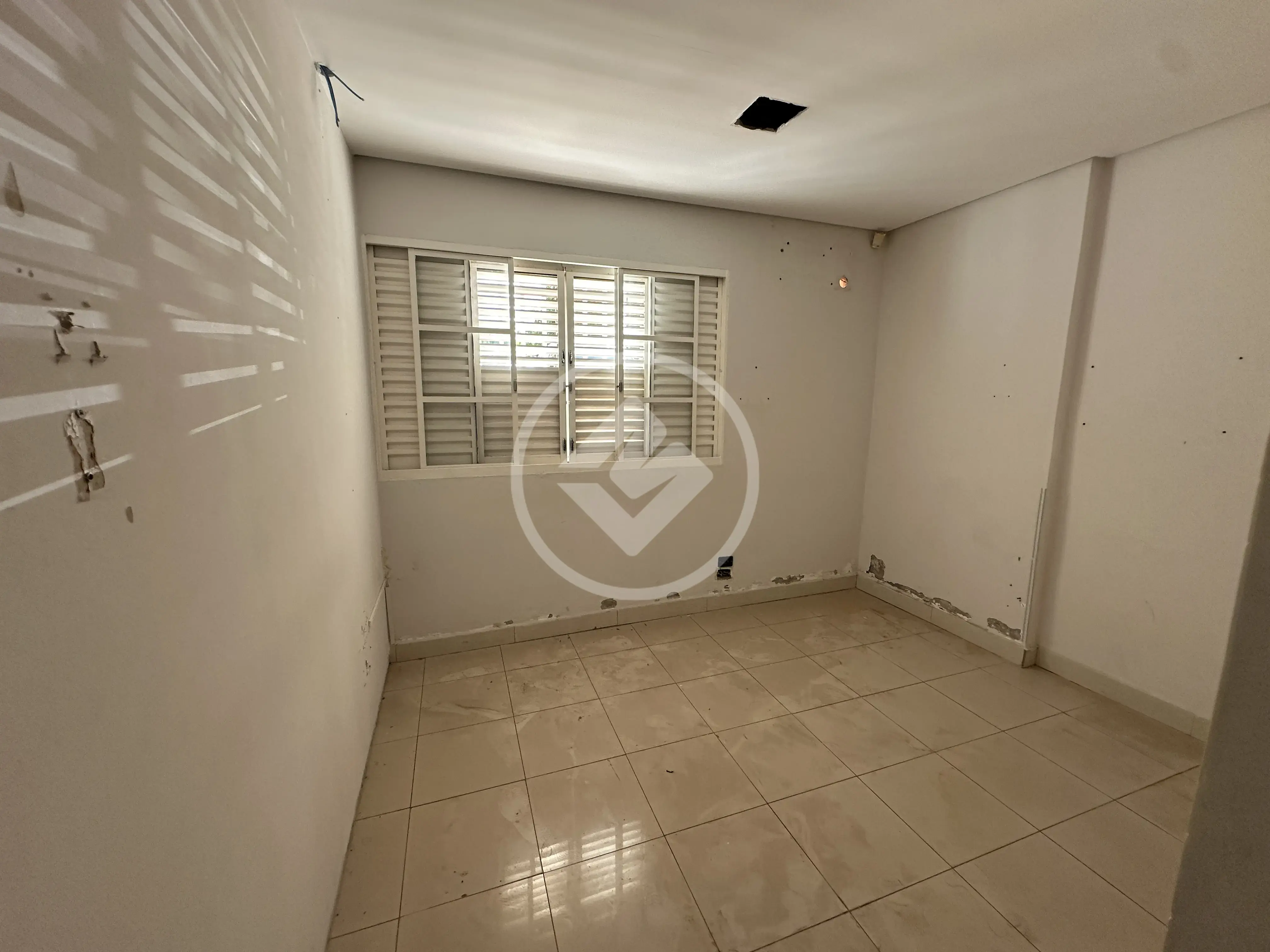 Casa Comercial 6 quartos no DUQUE DE CAXIAS I, Cuiabá — foto 4 de 6
