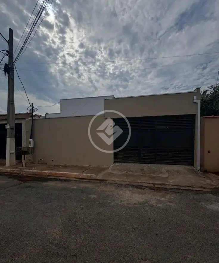 CASA NO CRISTO REI – VÁRZEA GRANDE