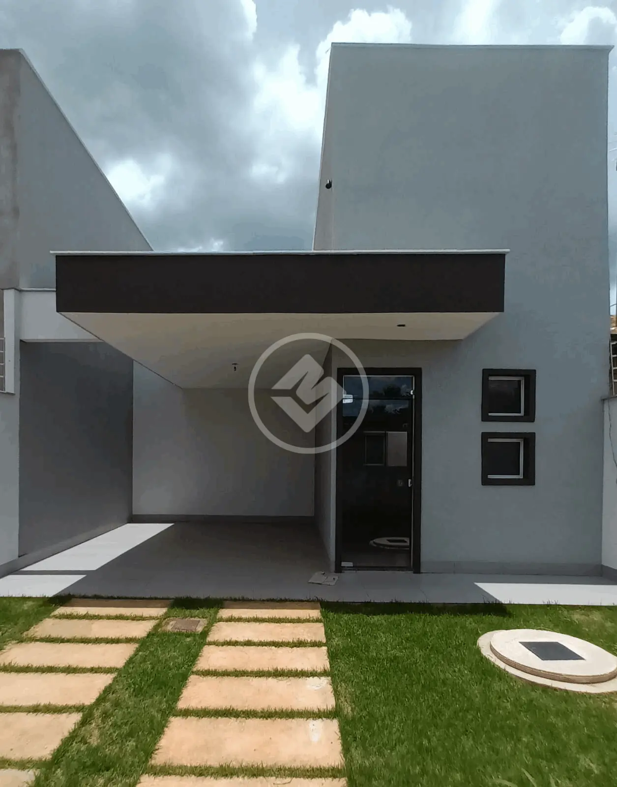 Casa Setor Monte Azul, Senador Canedo - GO — foto 1