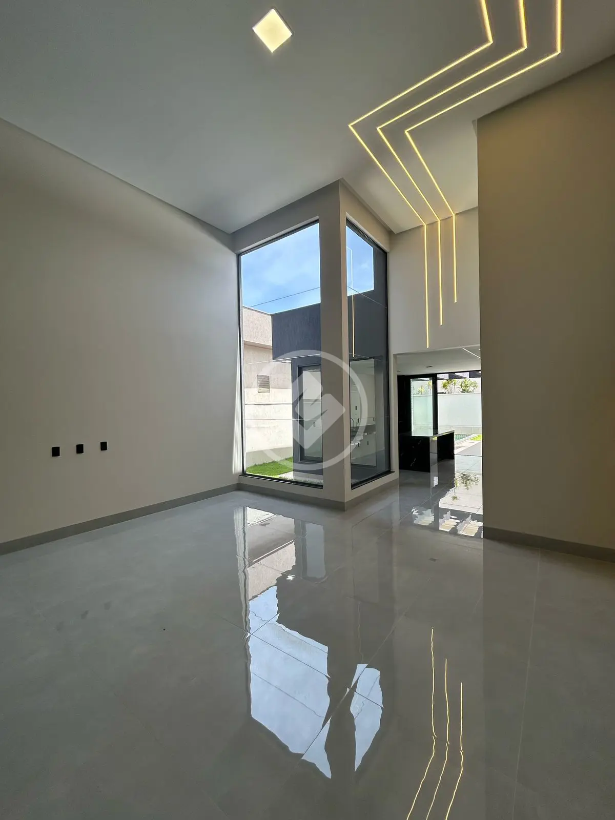 Casa 4 quartos no Condomínio do Lago 1ª Etapa, Goiânia — foto 2 de 6