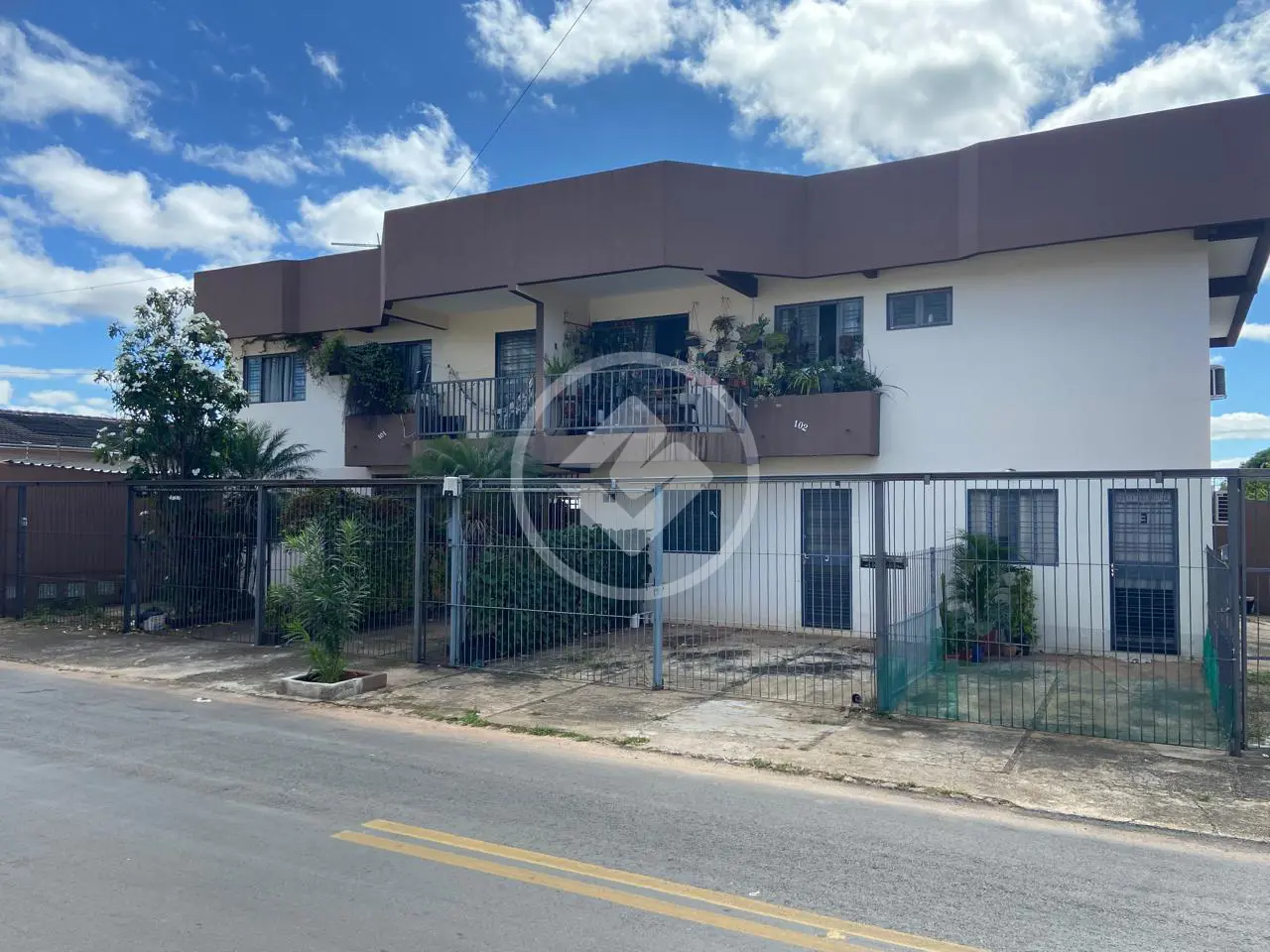 Sobrado/Prédio Residencial a venda com kitnets alugadas no Setor Água Branca,