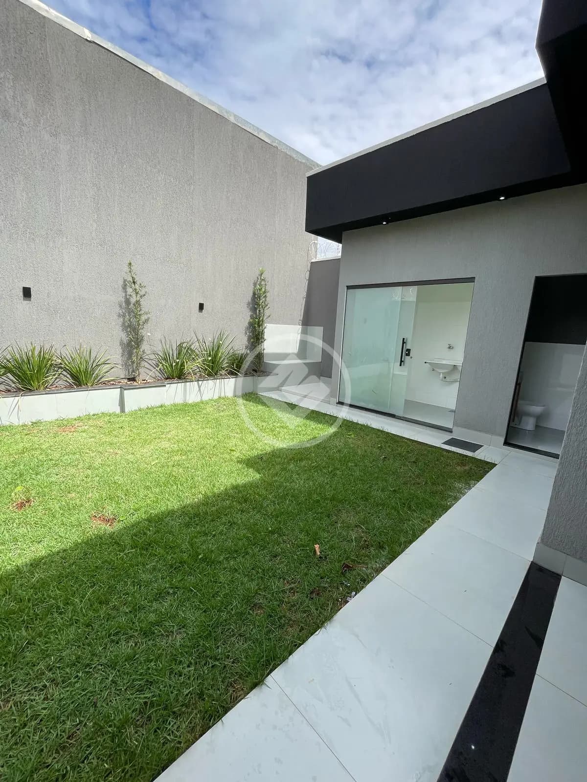 Casa 3 quartos no Setor Santos Dumont, Goiânia — foto 3 de 6